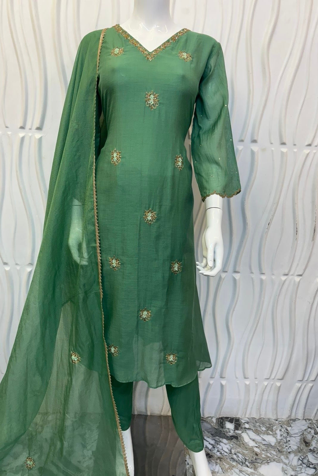 “Zeenat” Beautiful Red Mul Chanderi A line Anarkali Kurta Set