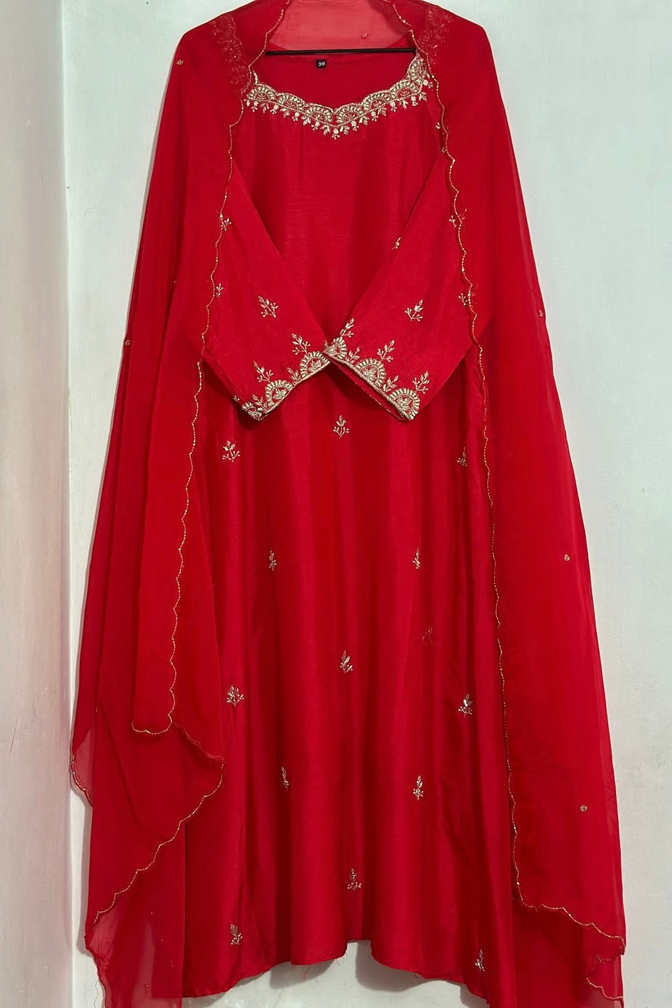 “MAHREEN” Beautiful Tissue silk Handwork Suit Set