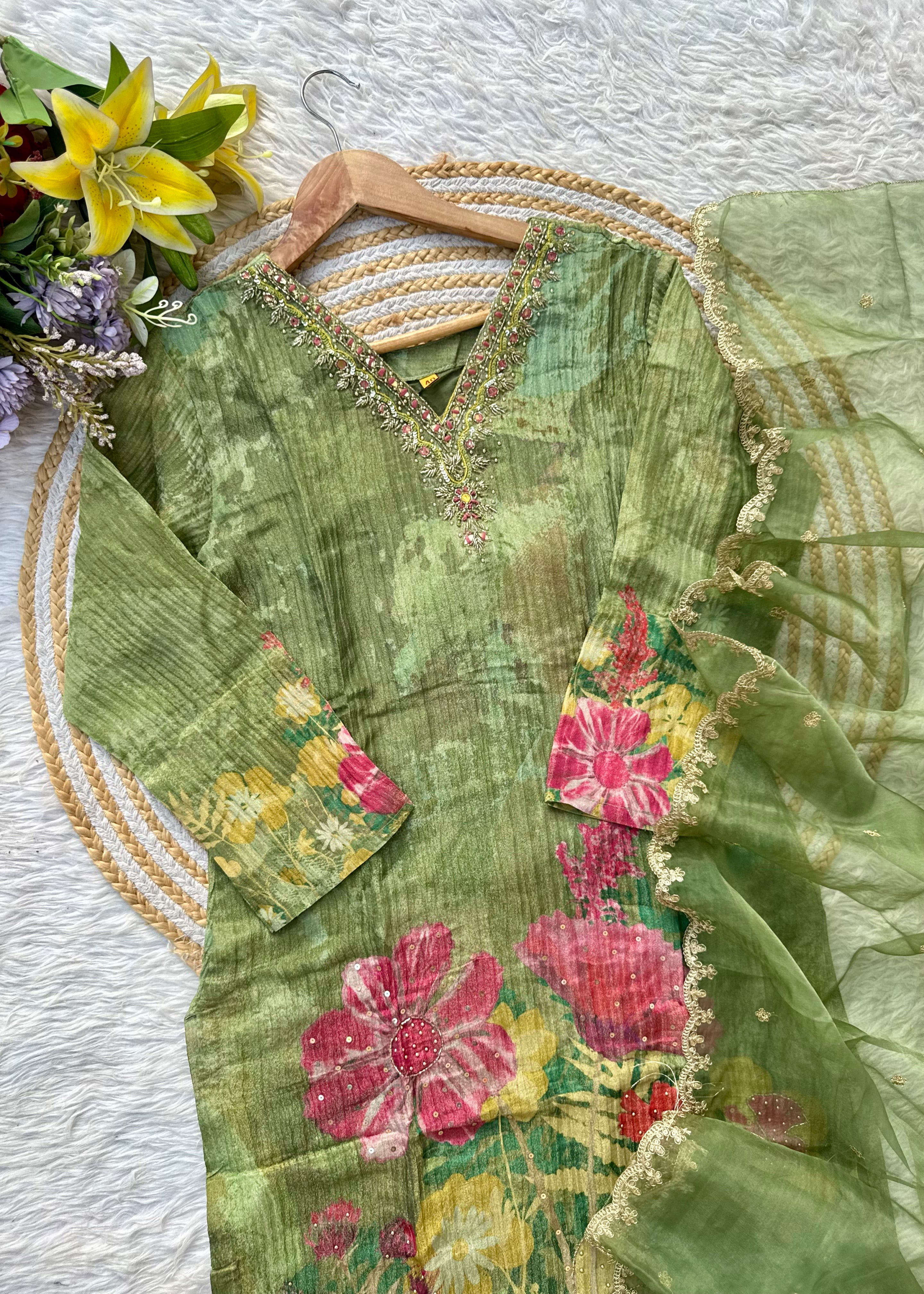 “Darkaar" Premium printed Tissue silk handcrafted kurti bottom with dupatta set 🛍️