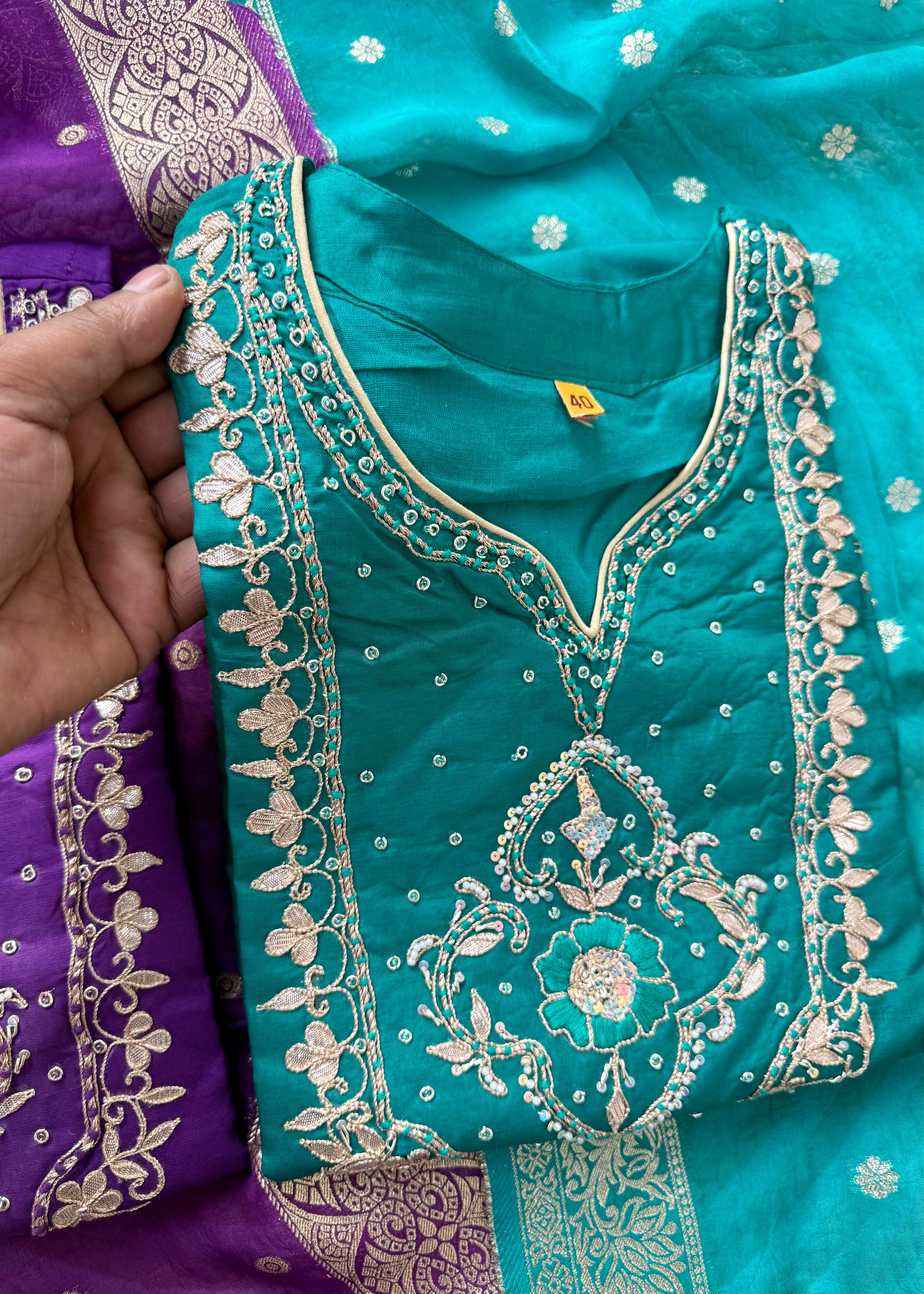 “RIWAYAT” Premium festive wear Dola silk set 🛍️