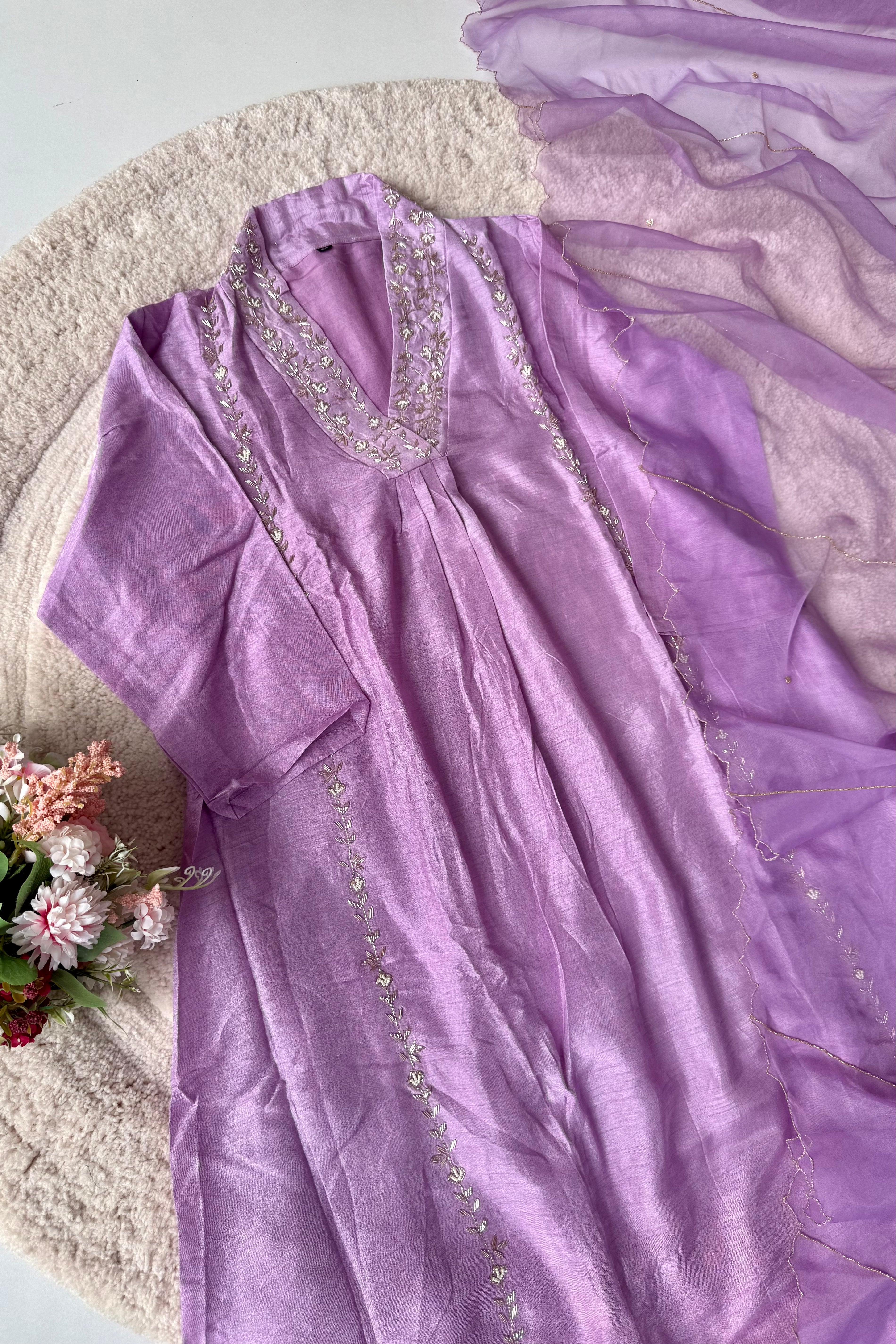 “Eira” Heavy handwork Dola silk A line kurti set 🛍️