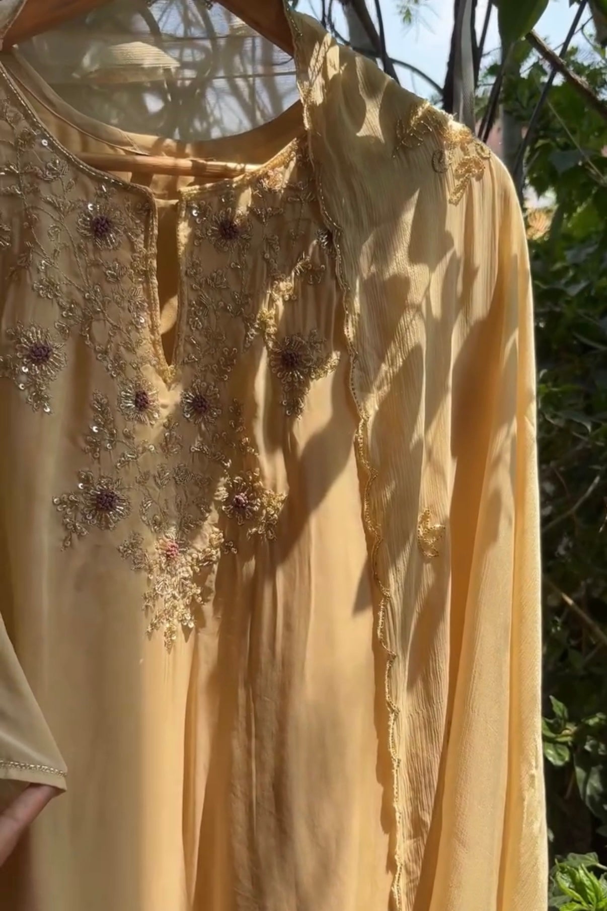 "Palermo” Beige Biscuit viscose organza kurti bottom dupatta set 🛍️