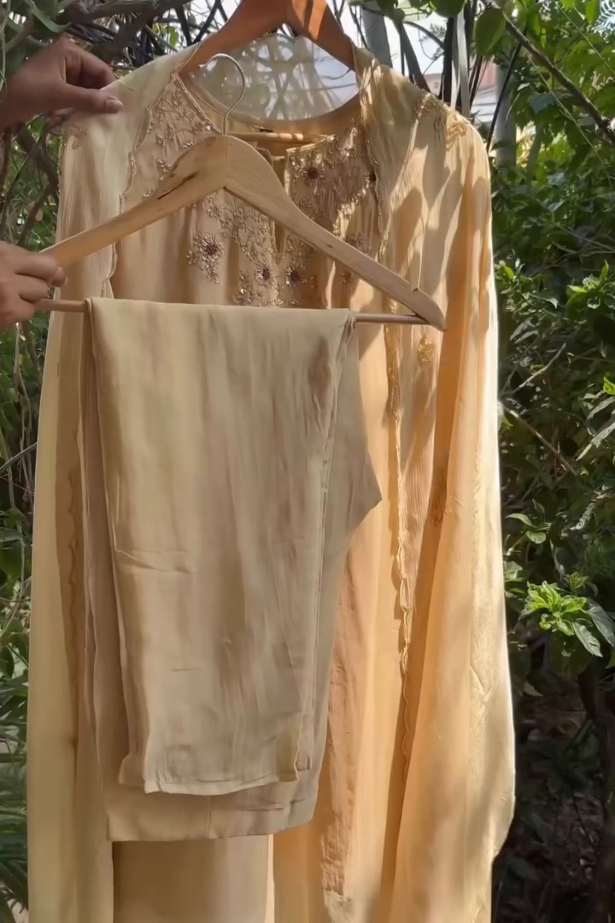 "Palermo” Beige Biscuit viscose organza kurti bottom dupatta set 🛍️