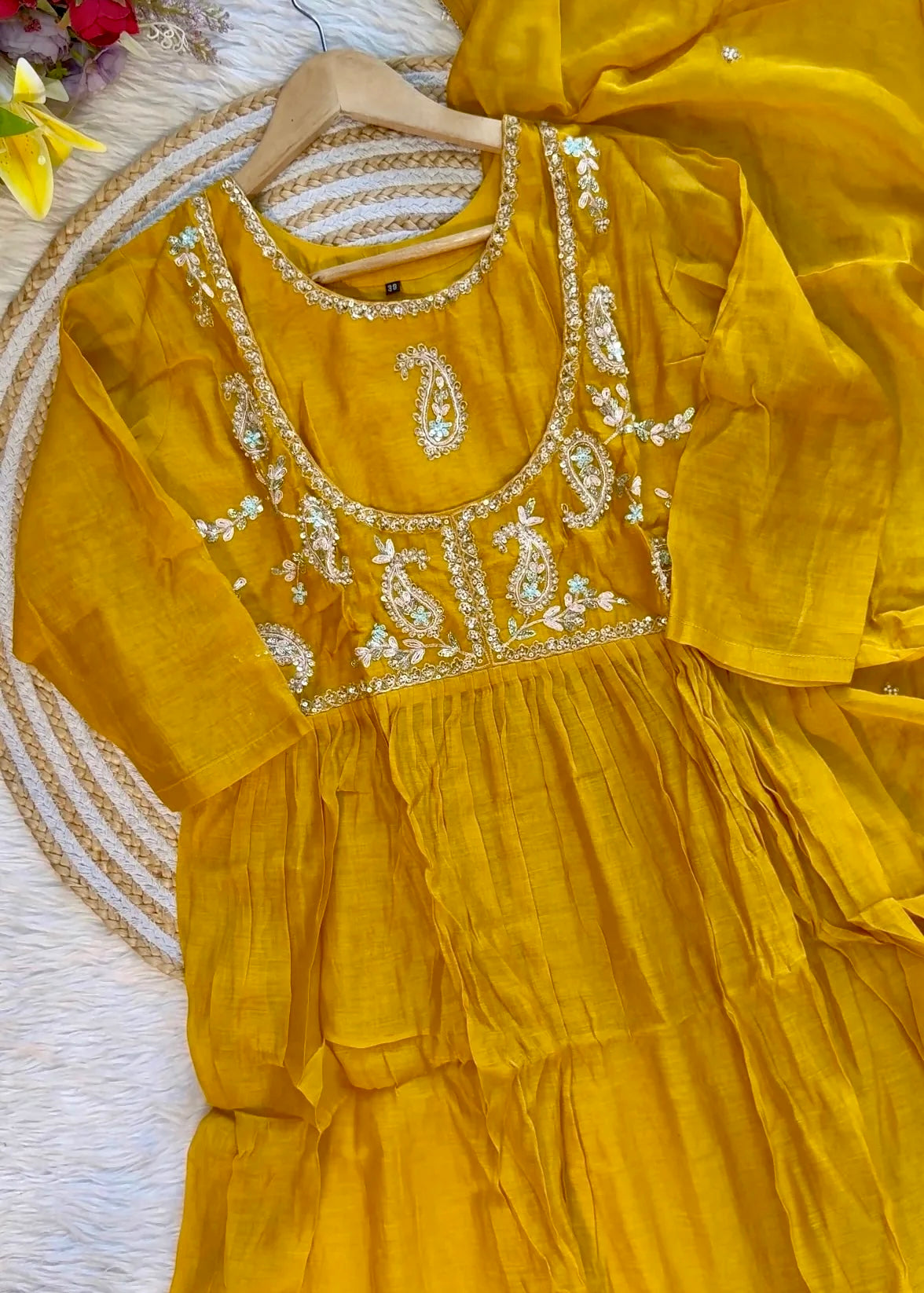 “MAITHALI” Beautiful side cut Mul Chanderi dress