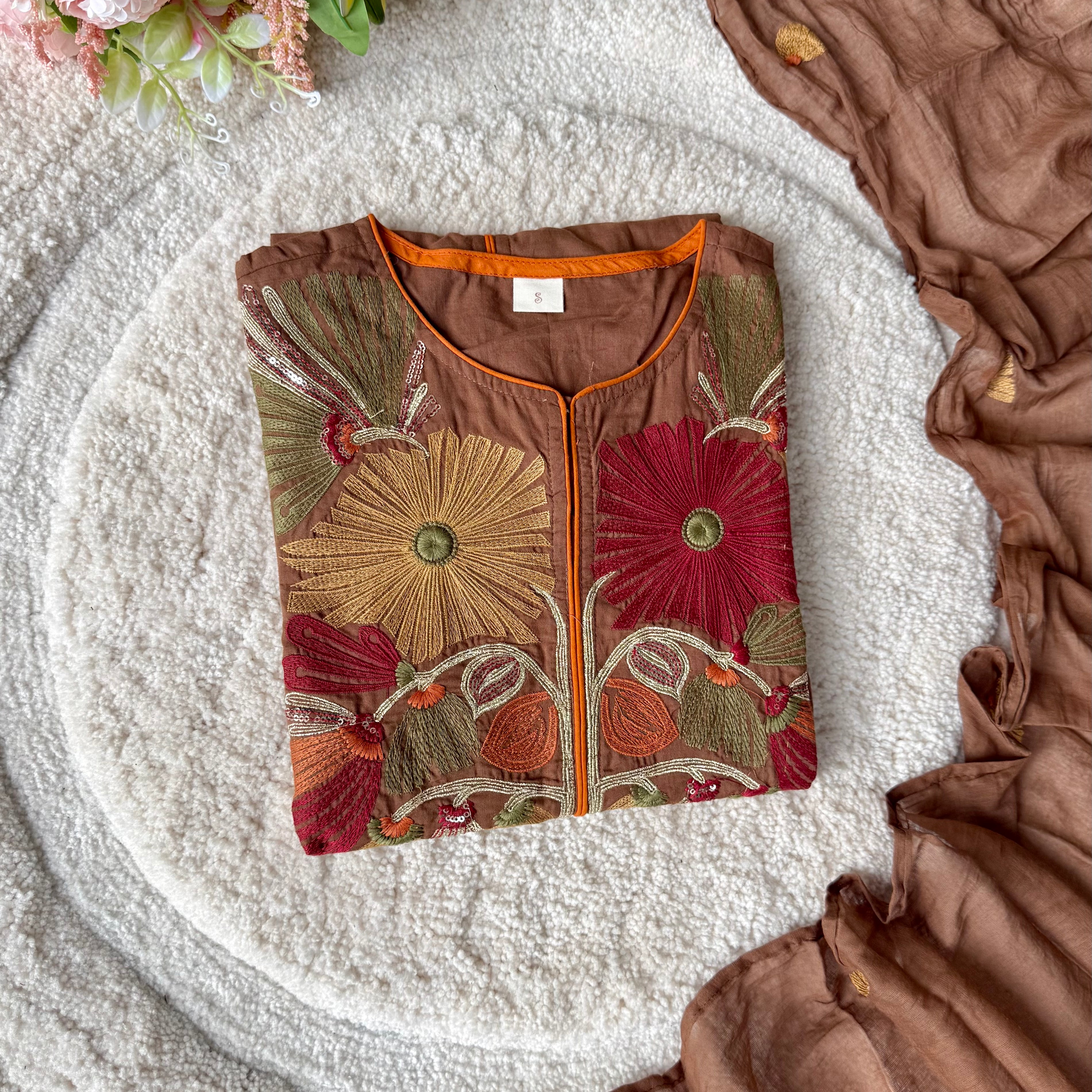 “Elegant” Embroidered Mul Cotton Kurta Set