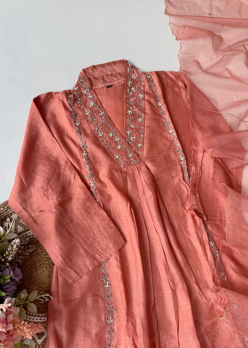 “Eira” Heavy handwork Dola silk A line kurti set 🛍️