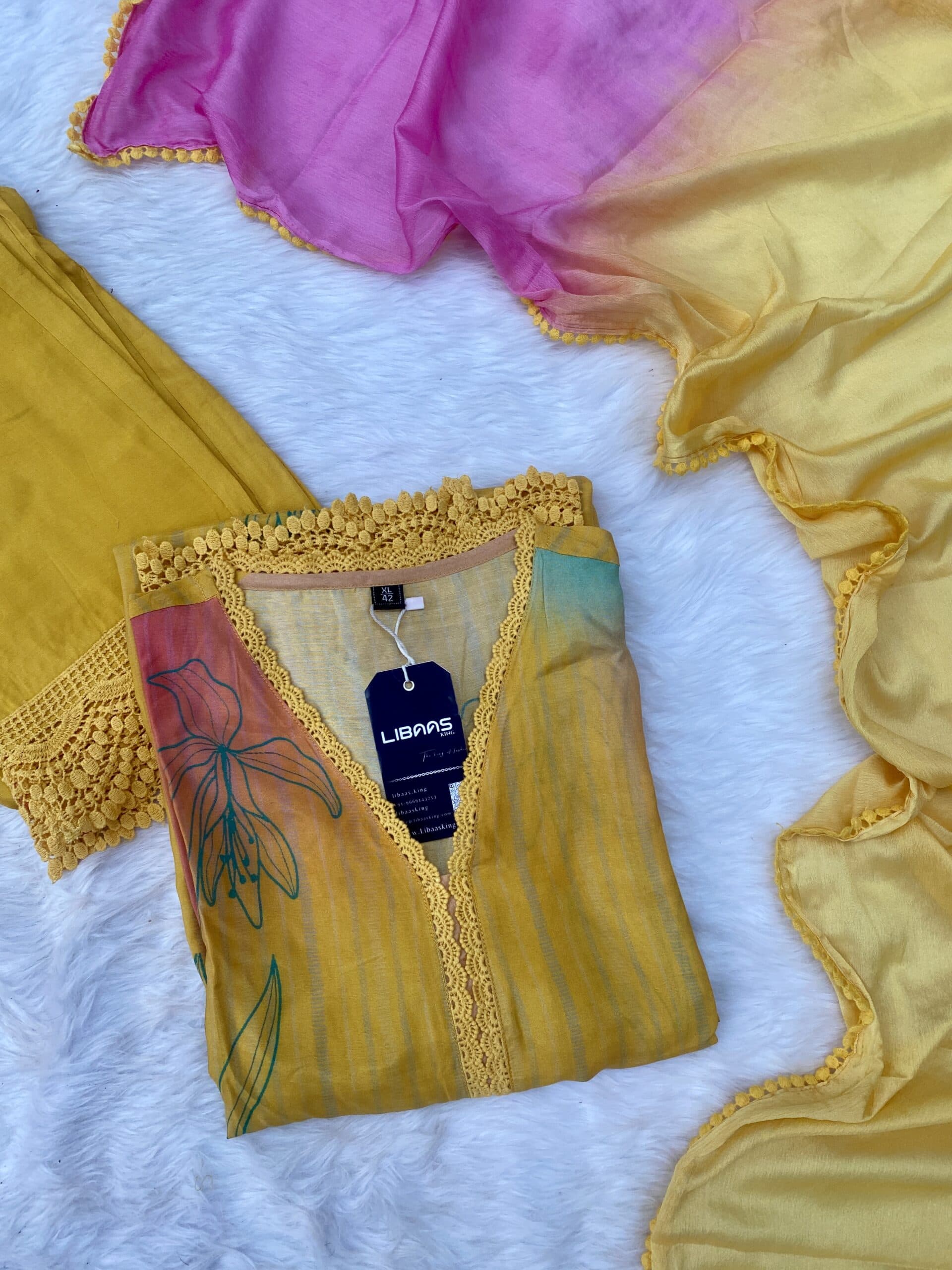 “Zaika” Premium heavy muslin Pakistani kurta bottom with dupatta set