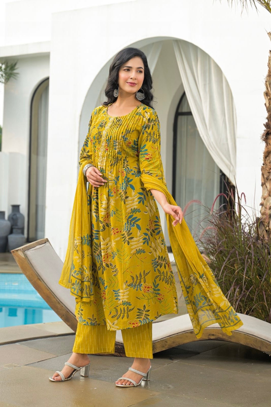 “Driti” Floral Printed Cotton Kurta pant with Dupatta set