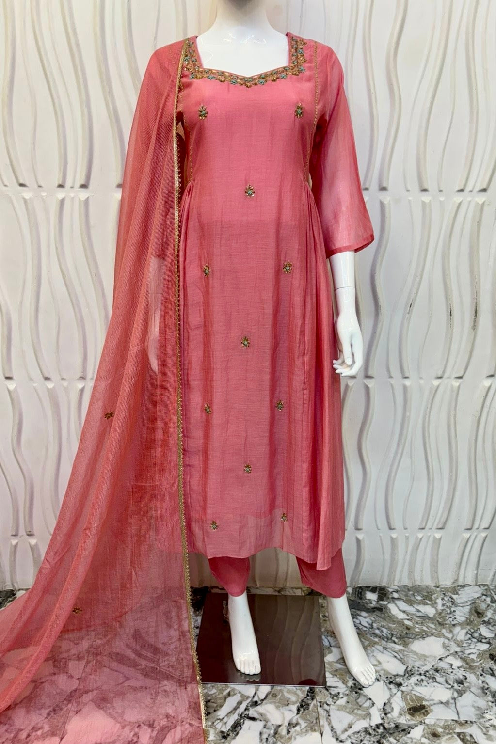 “Ayesha” Premium Mul Chanderi Anarkali Suit set 🛍️