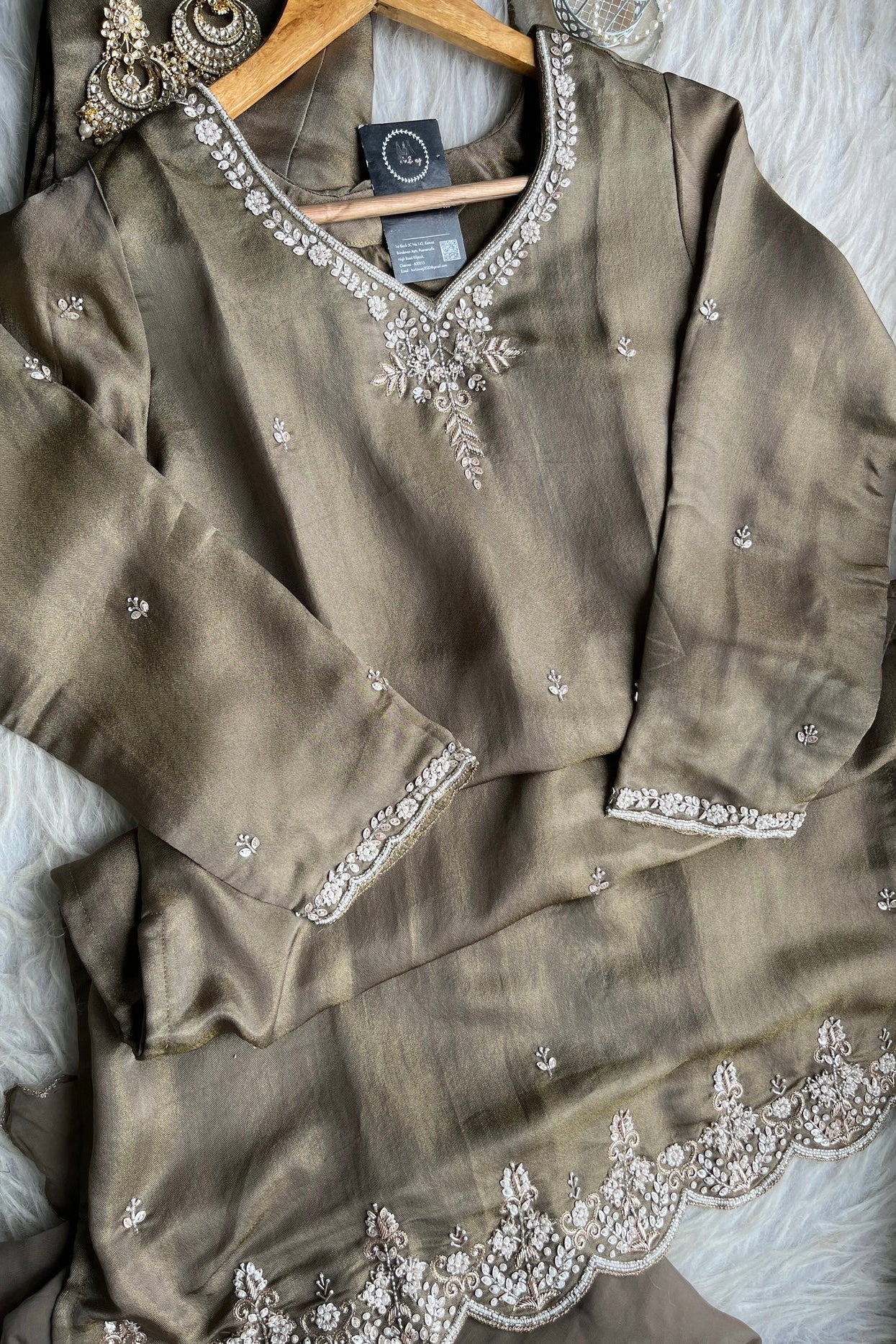 ✨Az002- Champagne Gold Tissue Divider Sharara Suit