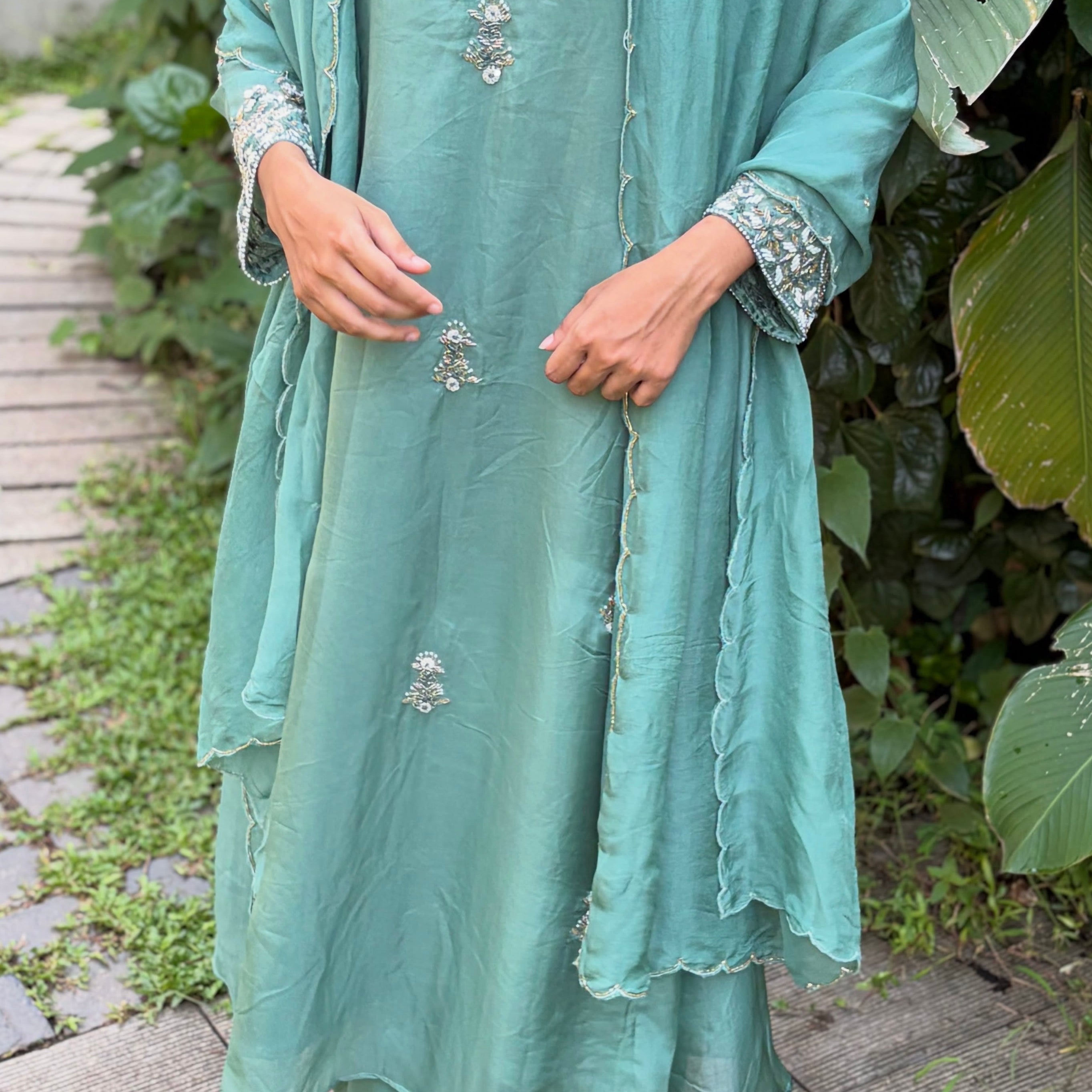 🛍️Alina - Premium Designer Organza Viscose A Line Kurta Set