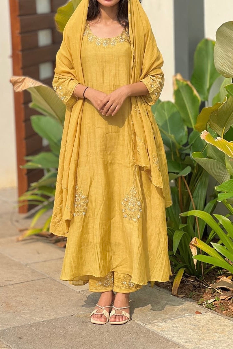 💕”Nayra – Premium Mul Chanderi A-Line Kurta Set