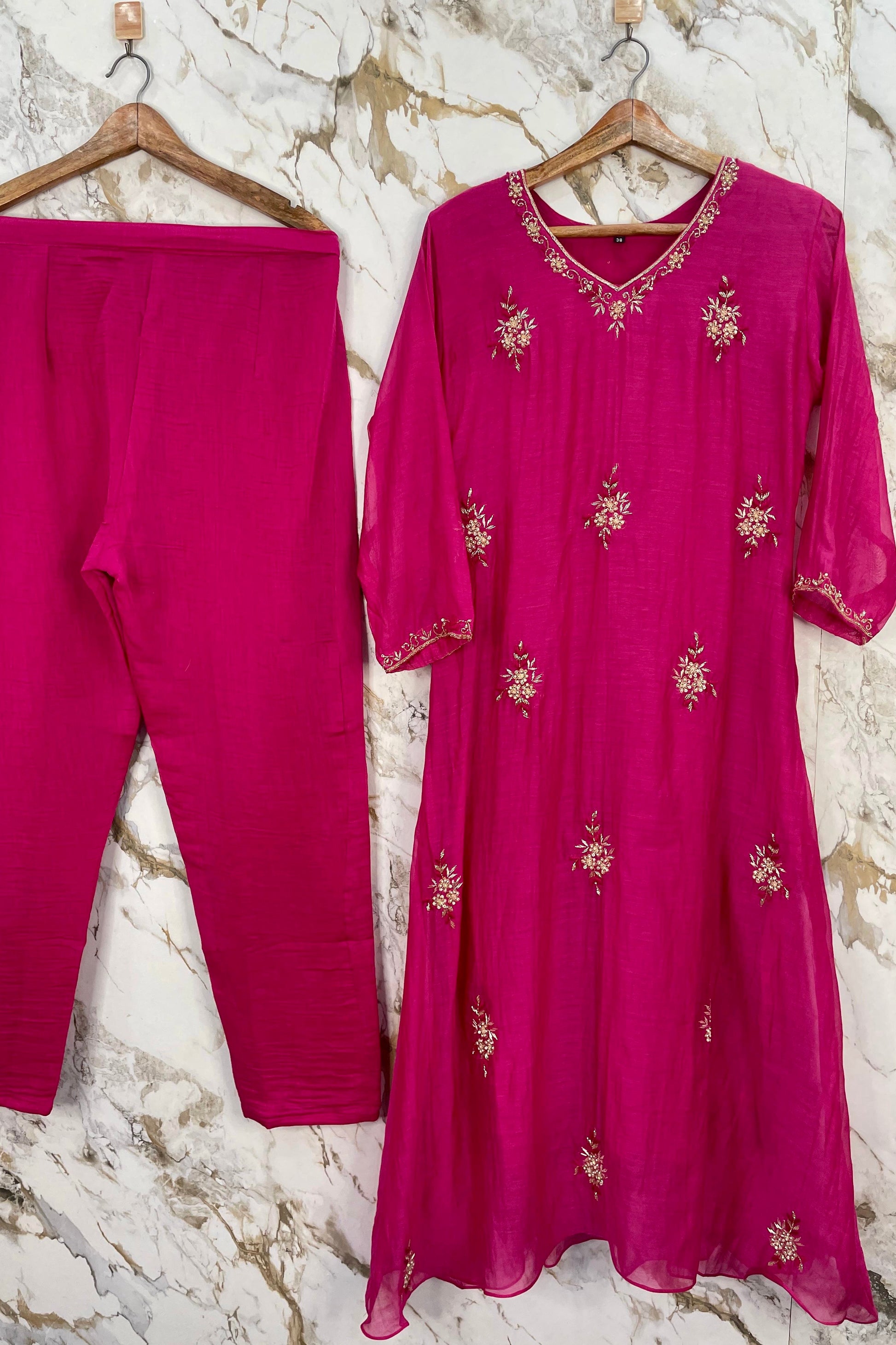 💕Zidan- Premium Pink Mul Chanderi A Line Suit set 🛍️