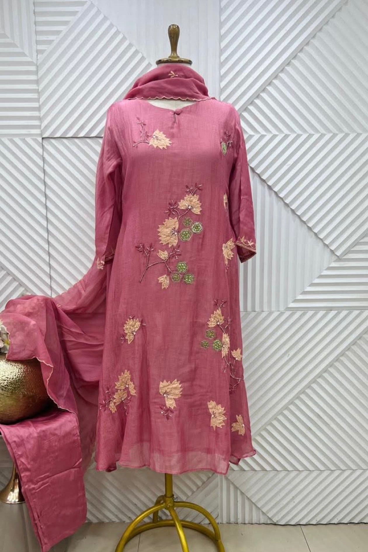 🛍️”Quinn – Premium Mul Chanderi Embroidered A Line Kurta Set