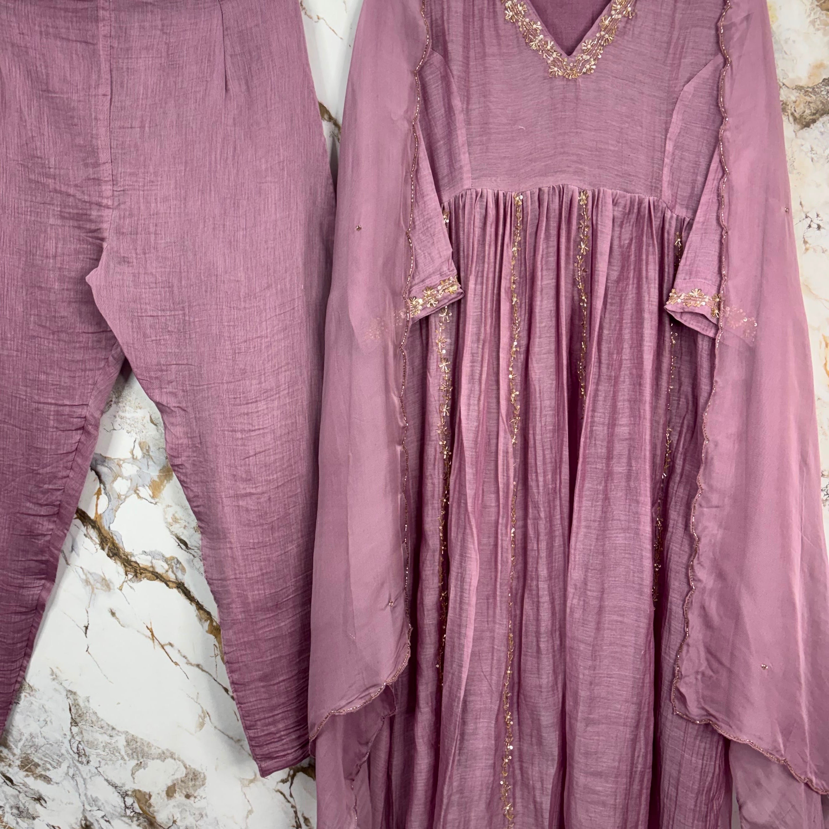 ✨Florence - Mauve Rosewood Mul Chanderi Anarkali Suit set 🛍️