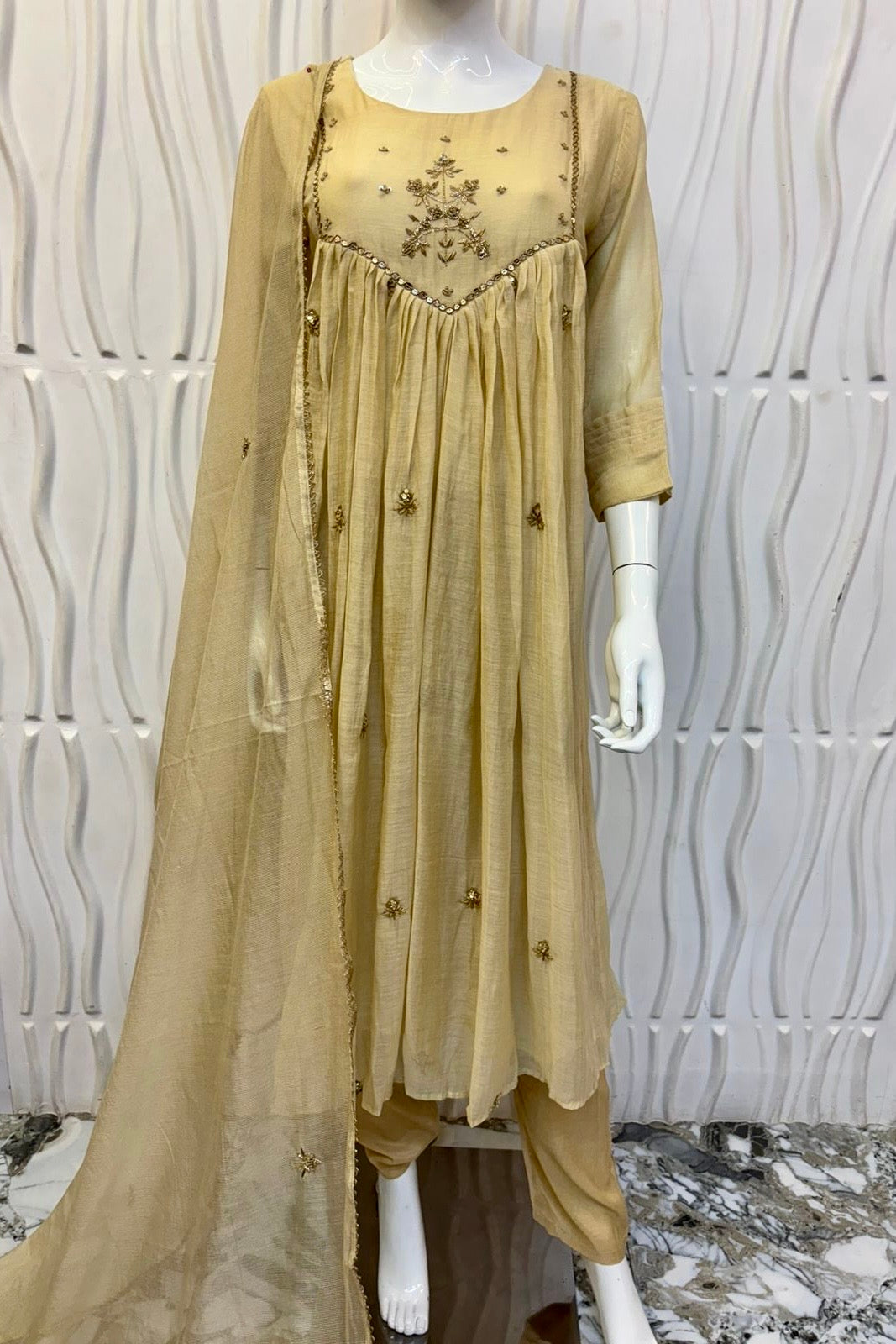 “Oviya” Latest Mul Chanderi Anarkali Suit Set