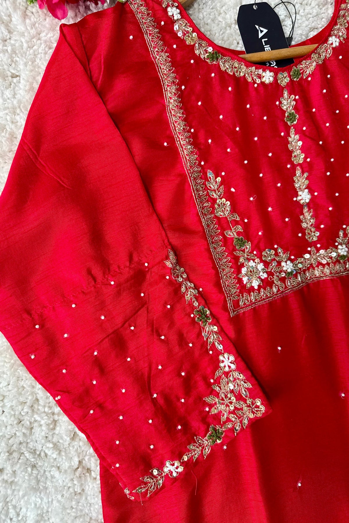 “ALKA” A very beautiful Red piece with zardozi & zari handwork set