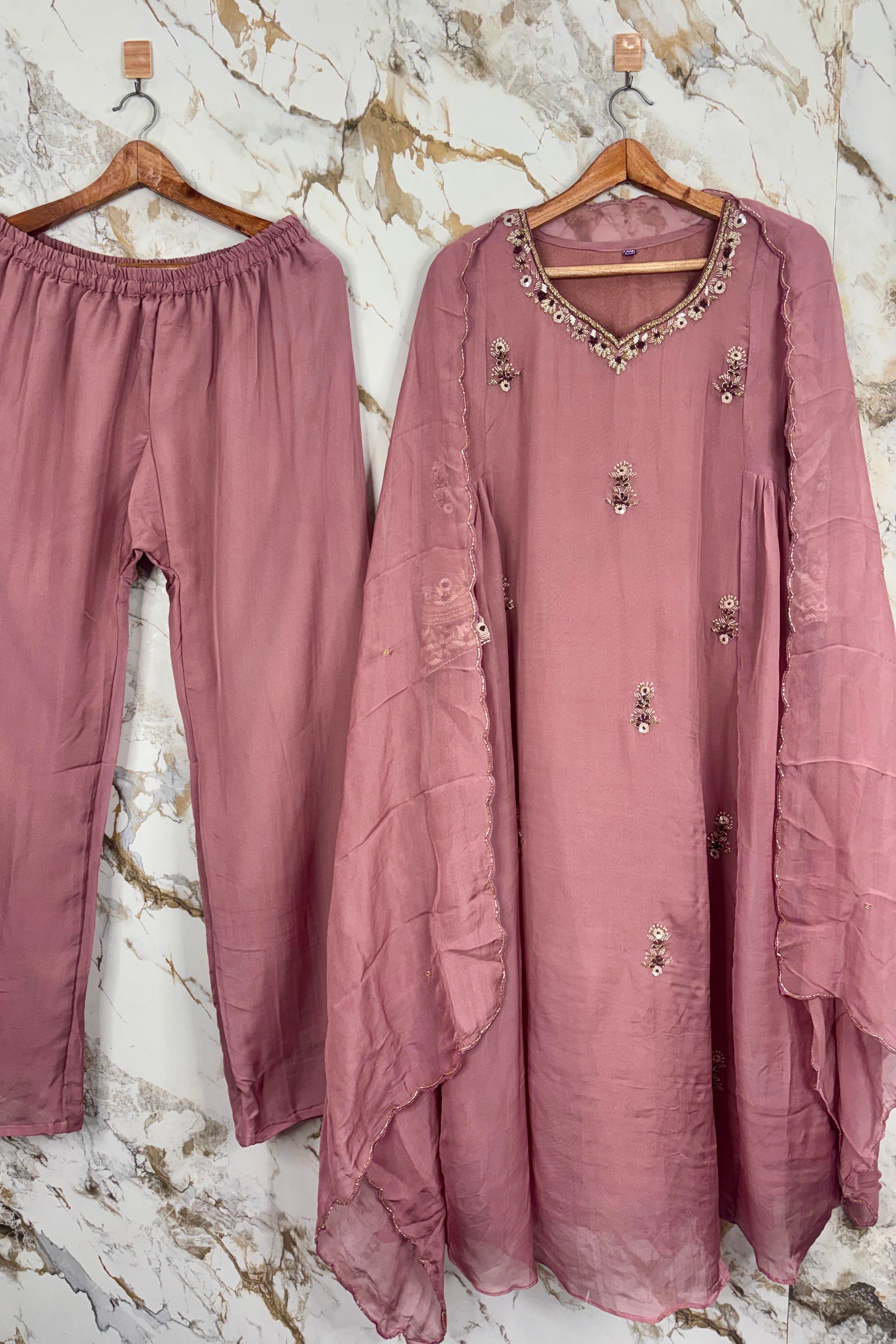 🛍️Alina - Premium Designer Organza Viscose A Line Kurta Set