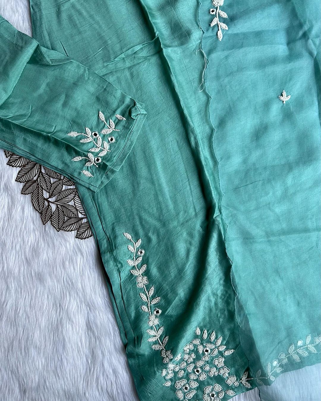 ‘’HEER” Sea Green Dola Silk Set