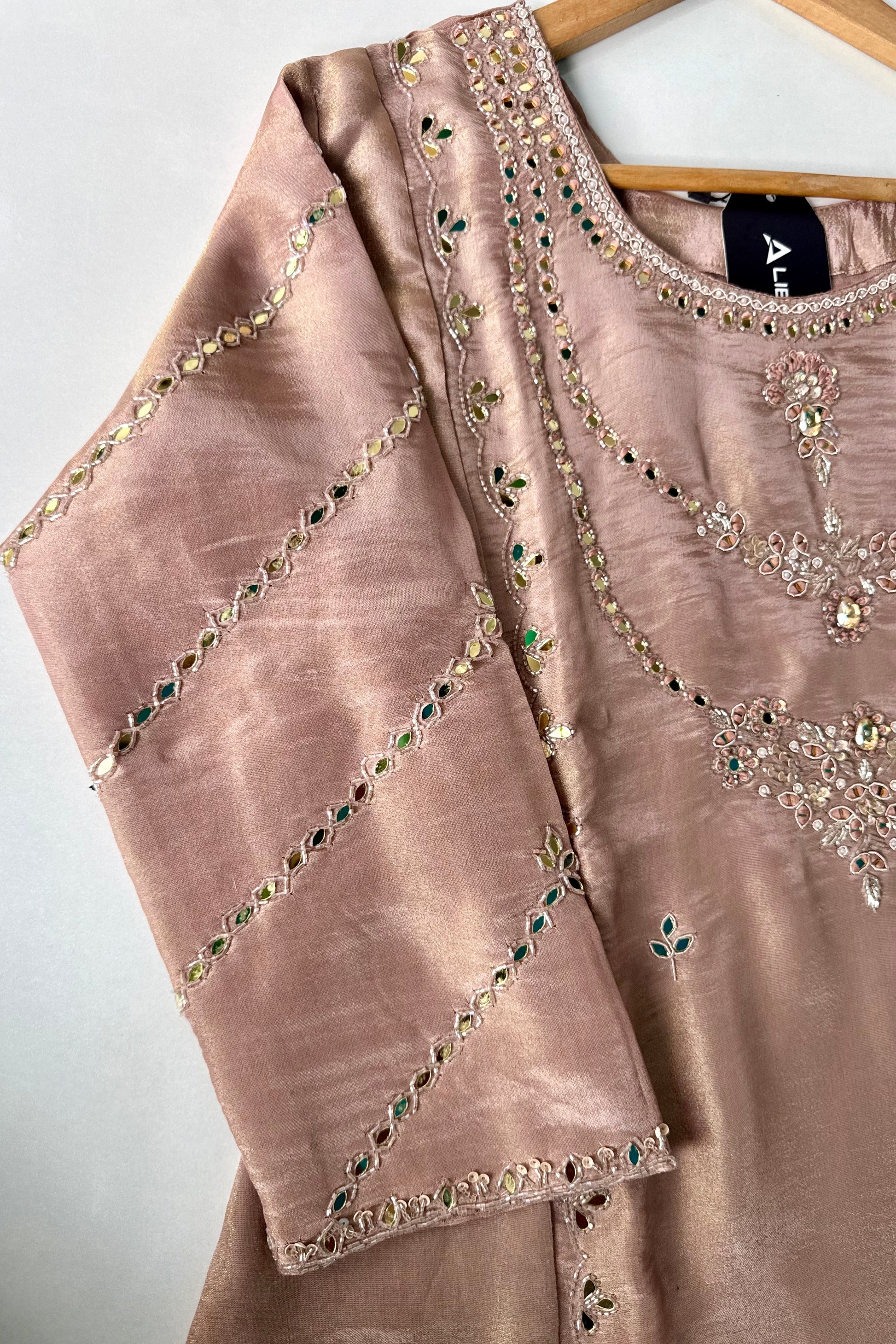 “Ayeza” Premium Tissue Mirror Work A Line Suit set 🛍️