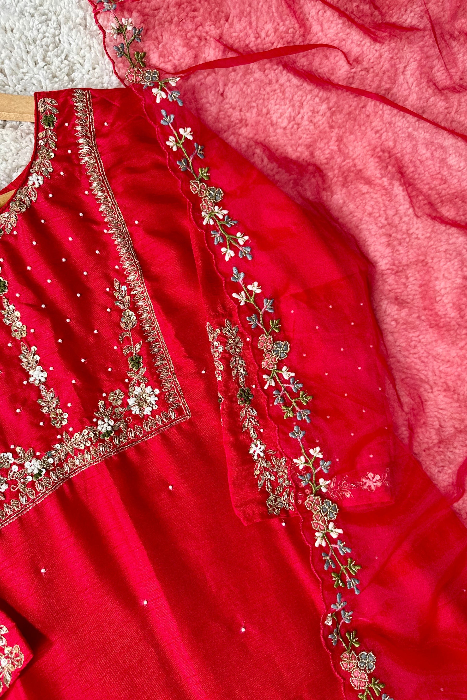 “ALKA” A very beautiful Red piece with zardozi & zari handwork set