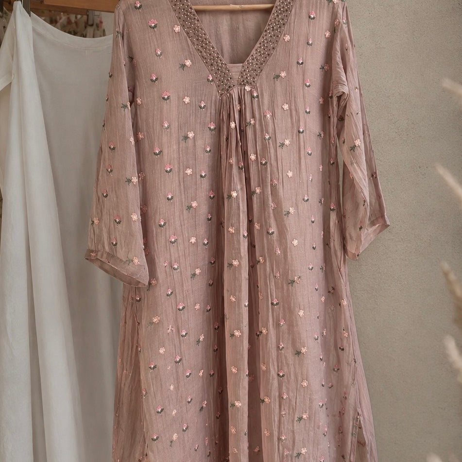 ✨”Aafiya – Premium Mul Chanderi Floral Handwork A-Line Kurta Set