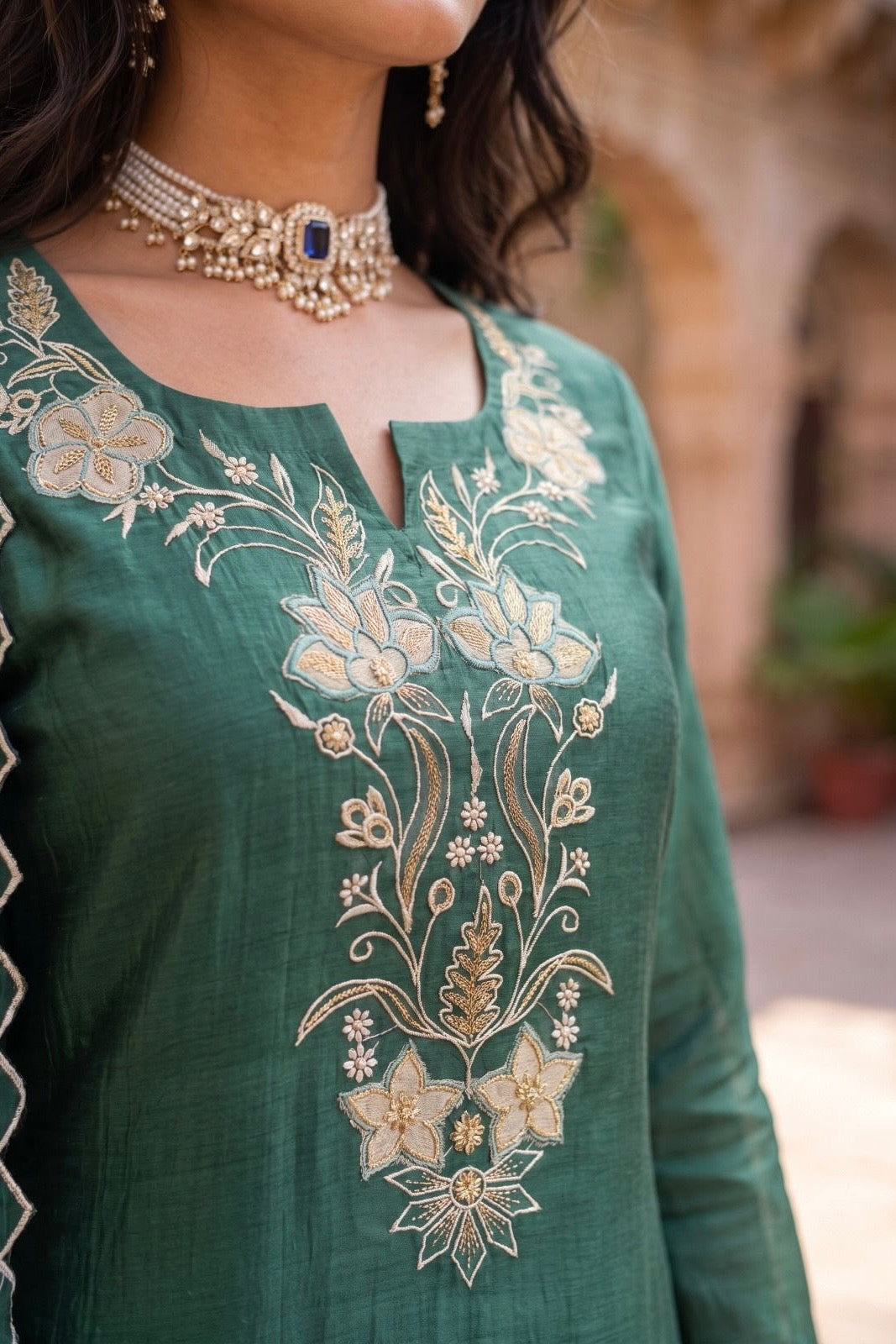 ✨Navira - Green Banaras mul chanderi Embroidered Straight Kurta Set