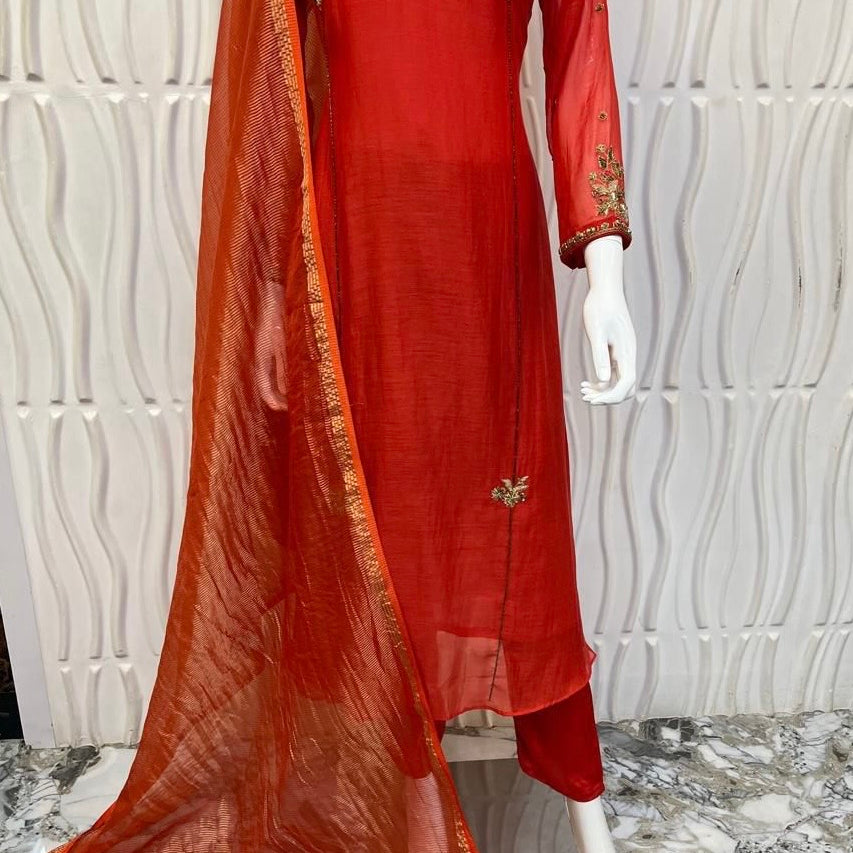“Aavya” Premium Rust Orange Mul Chanderi A-Line Suit 💕