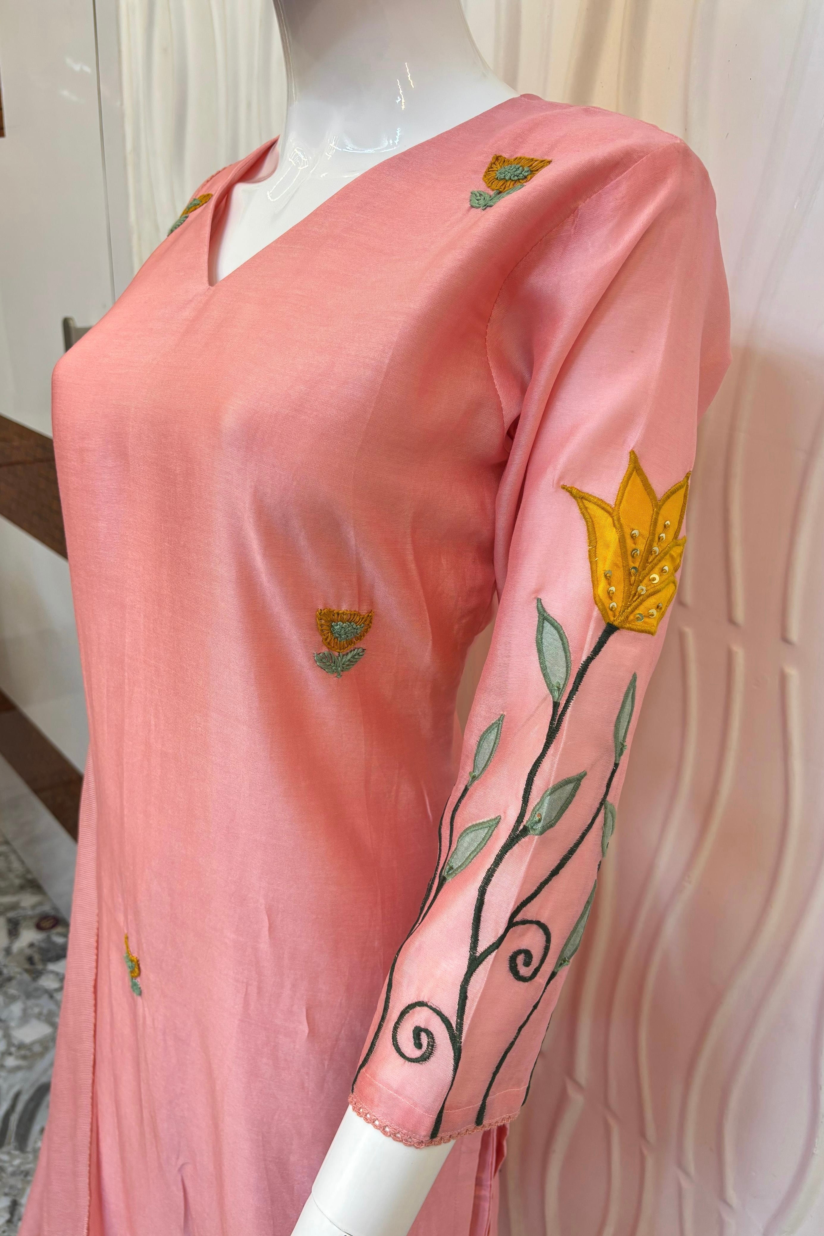 🛍️”Rosyn –  Premium Peach Mul Chanderi Applique Work A Line Kurta Set