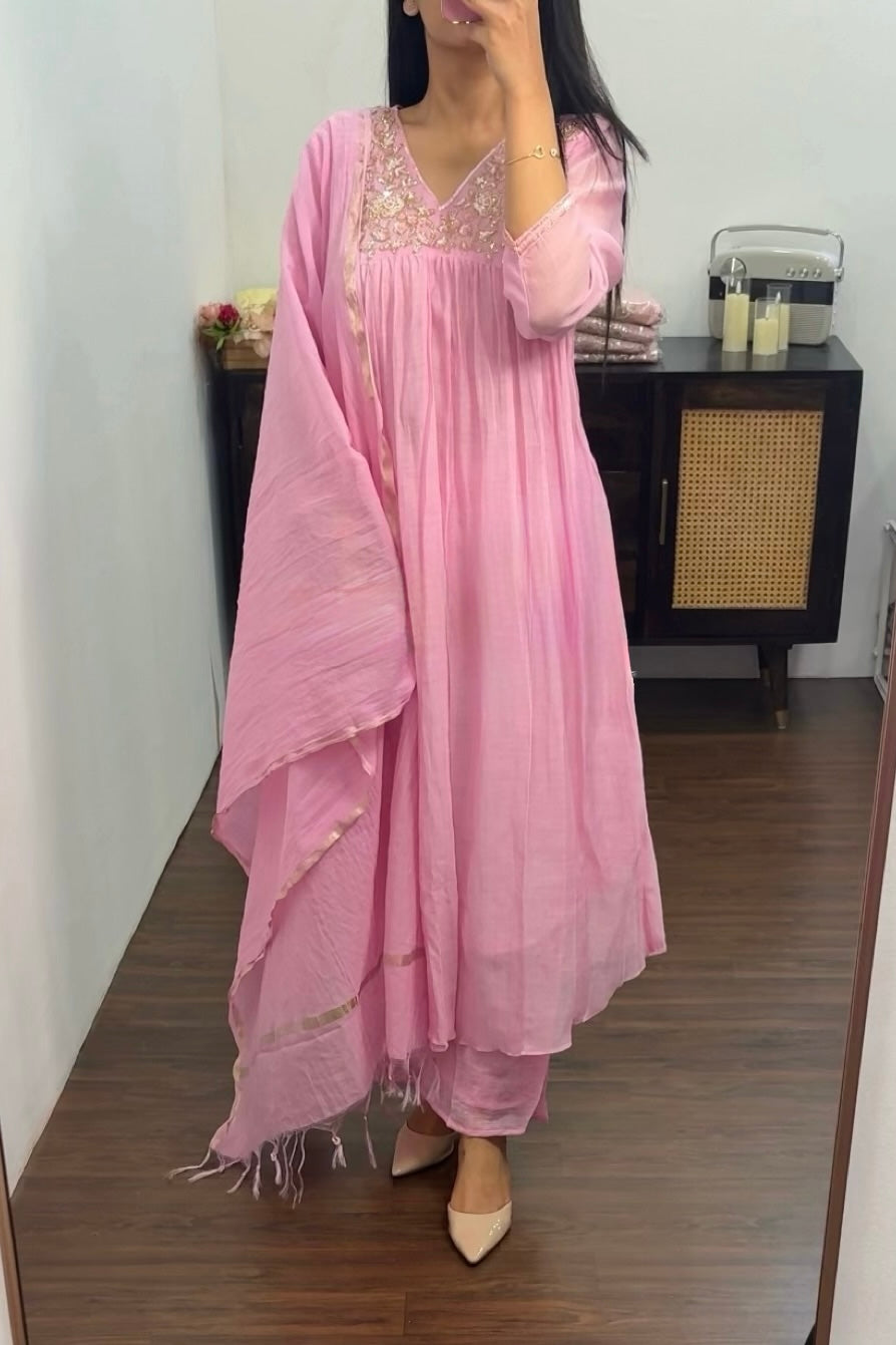 ✨”Mahek- Premium Pink Mul Chanderi A-Line Kurta Set✨