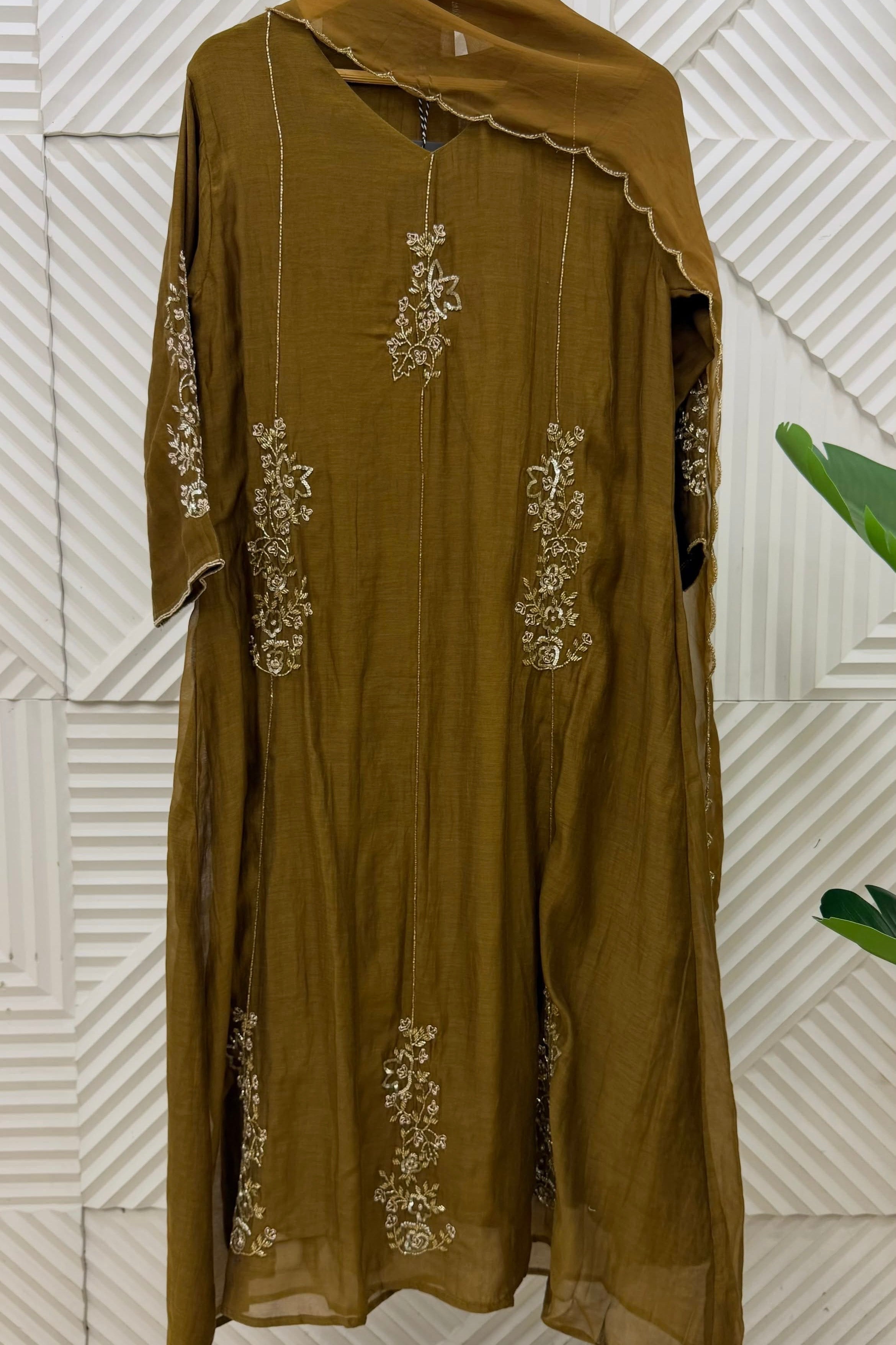 ✨”Rida - Premium Green Gold & Orchid Mul Chanderi A-Line Kurta Set