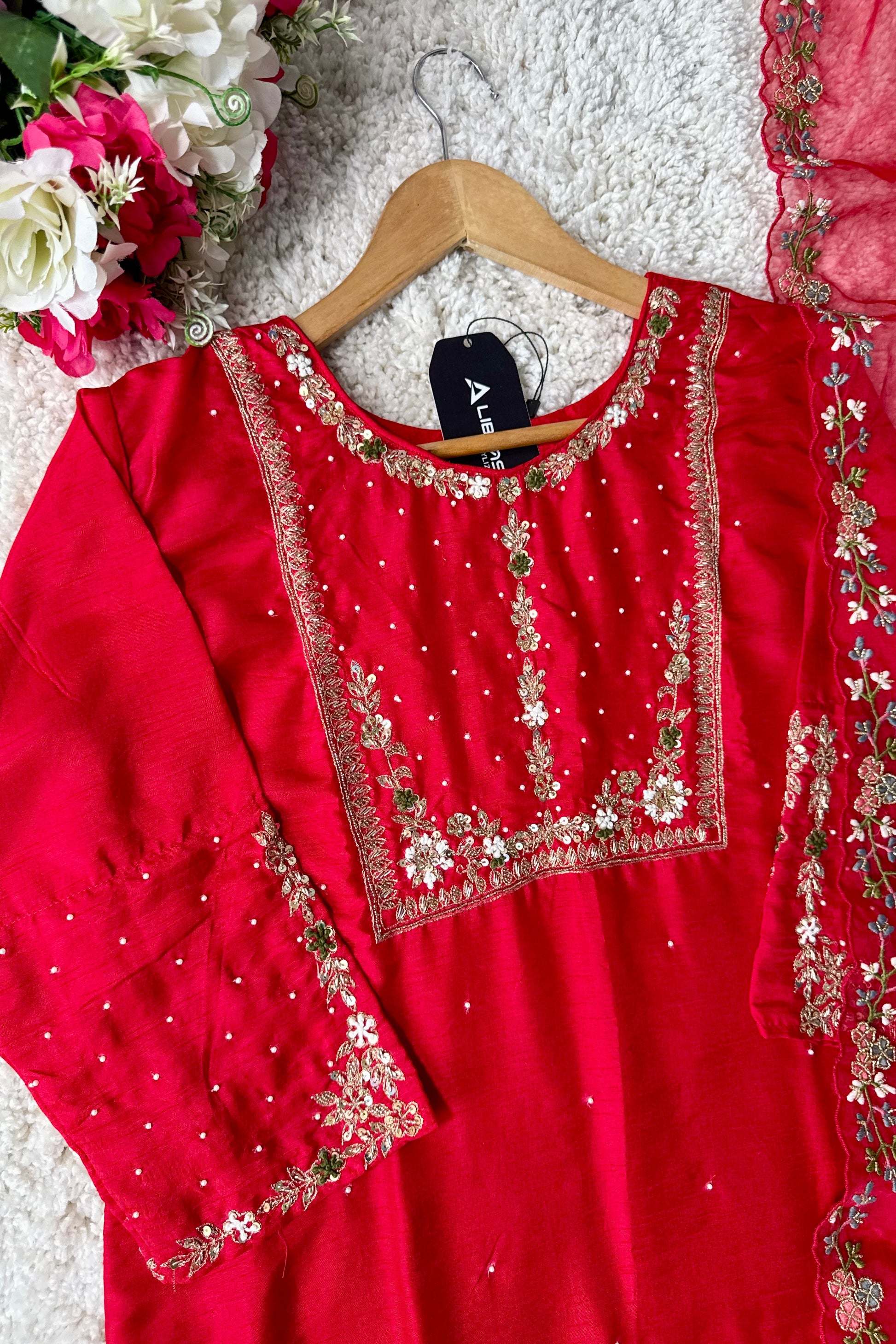 “ALKA” A very beautiful Red piece with zardozi & zari handwork set