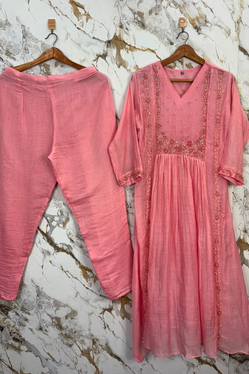 “Ayza”  Premium Blush Rose Pink  Mul Chanderi A Line Suit set 🛍️