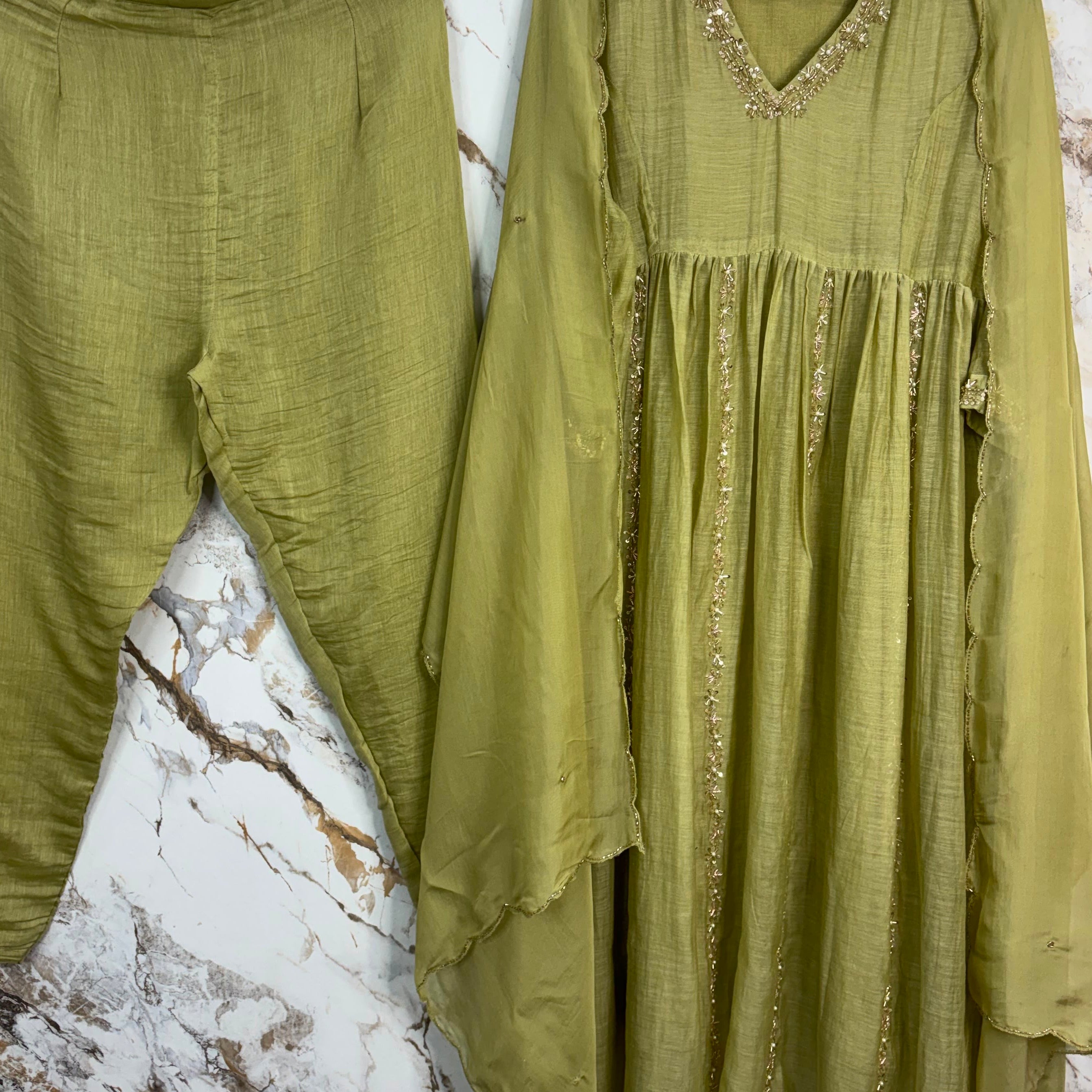 ✨Florence - Olive Pistachio Mul Chanderi Anarkali Suit set 🛍️