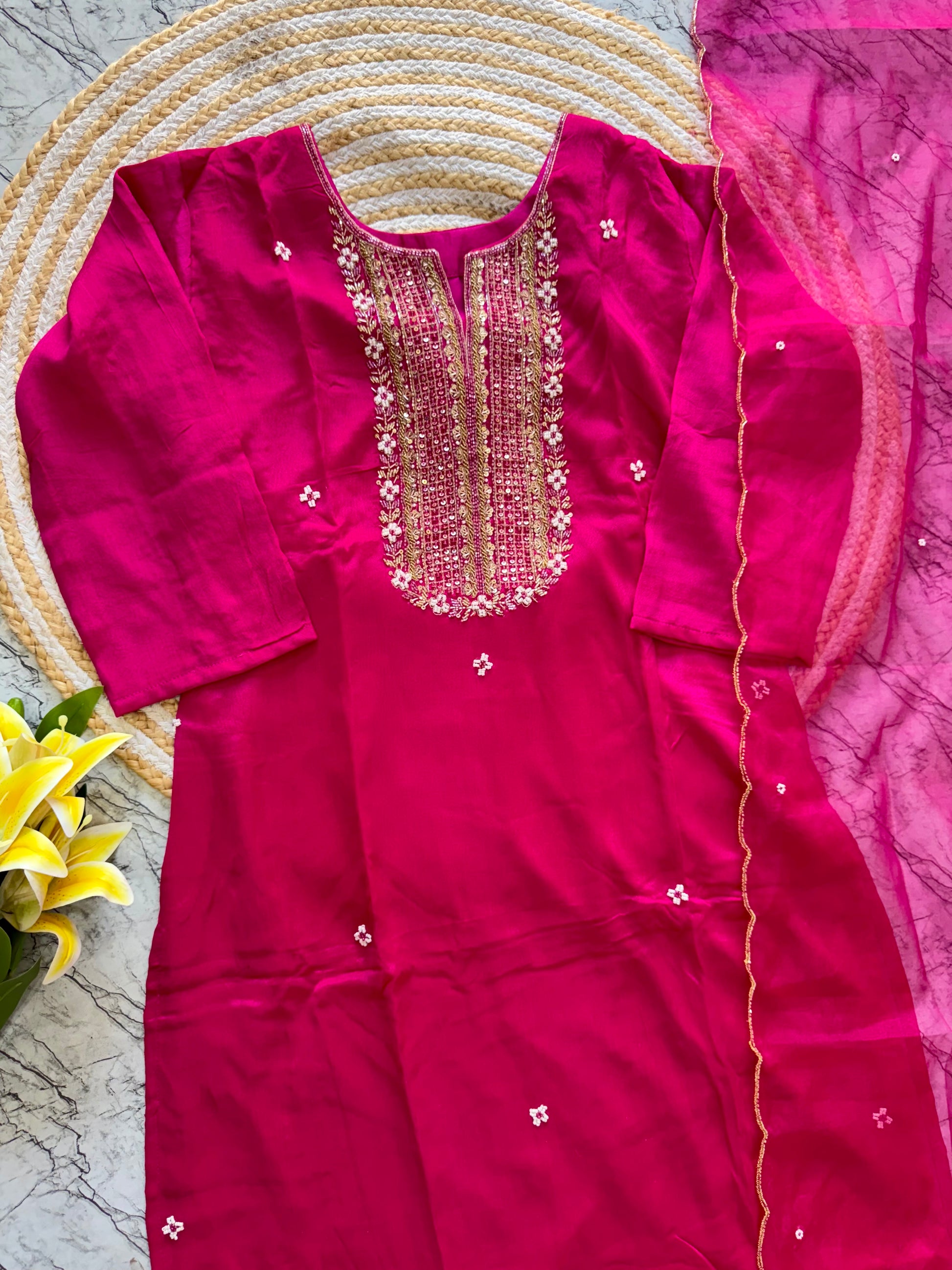 "Furqat" Russian silk handcrafted kurti set 🛍️