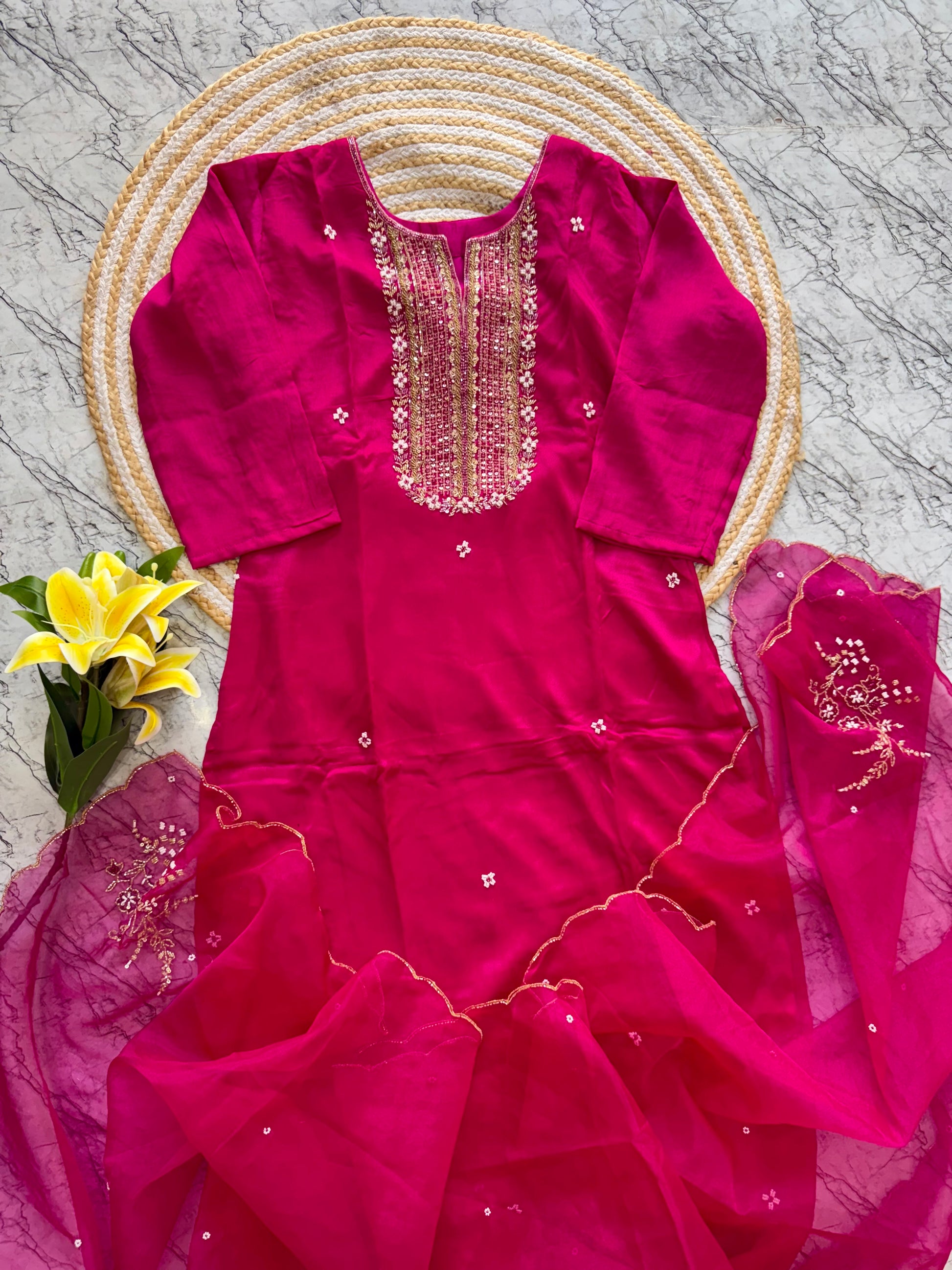 "Furqat" Russian silk handcrafted kurti set 🛍️