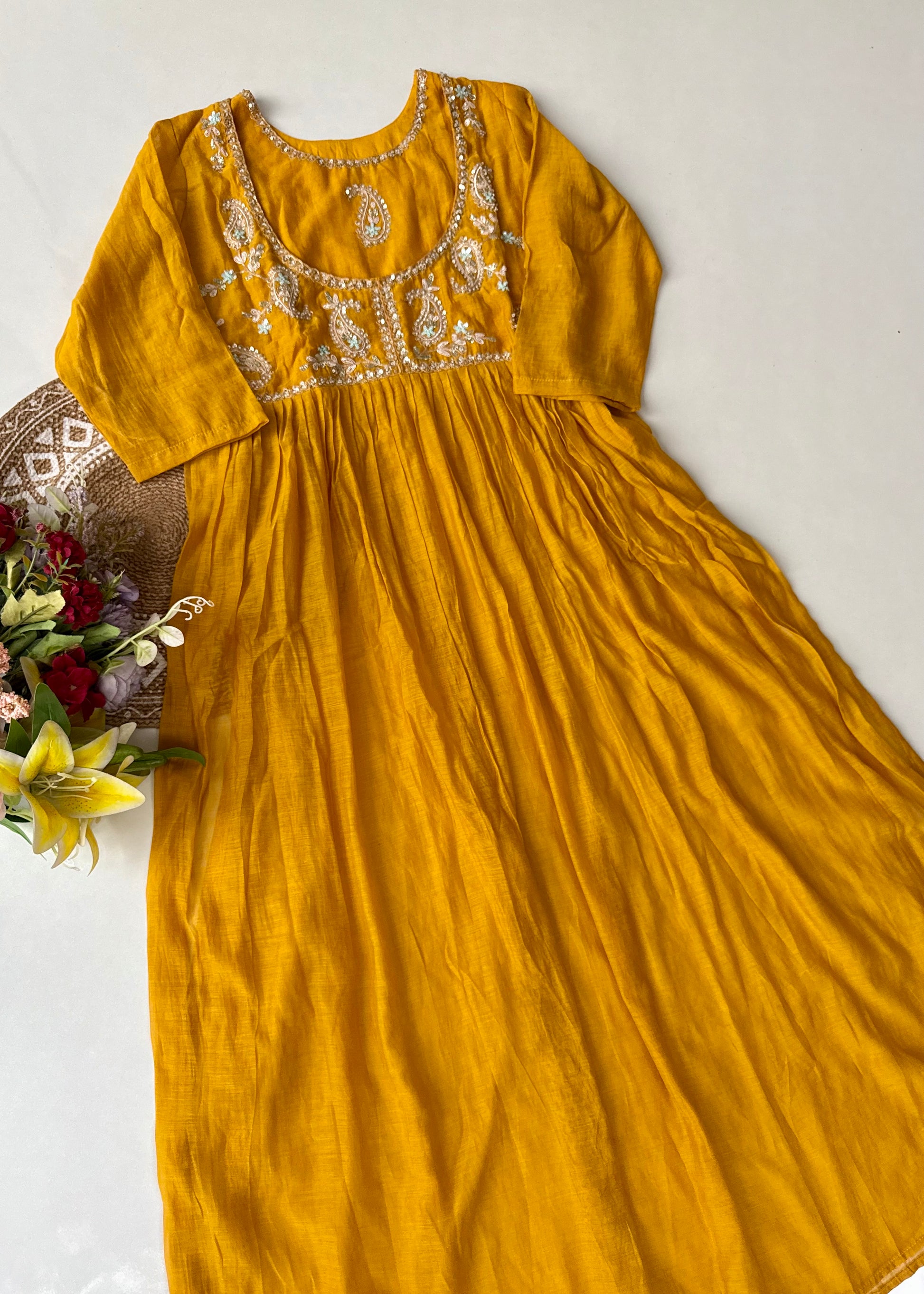 “MAITHALI” Beautiful side cut Mul Chanderi dress