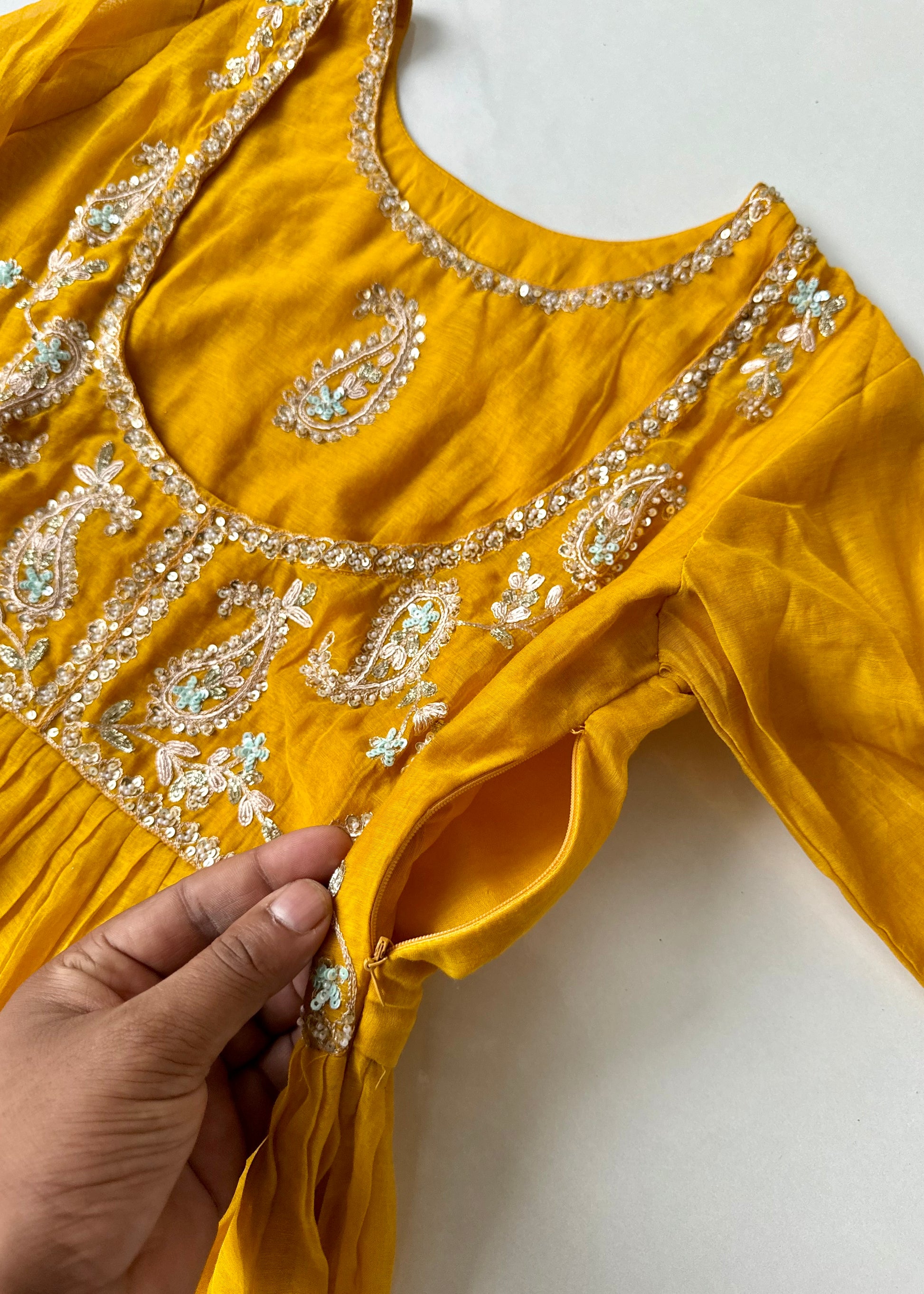 “MAITHALI” Beautiful side cut Mul Chanderi dress