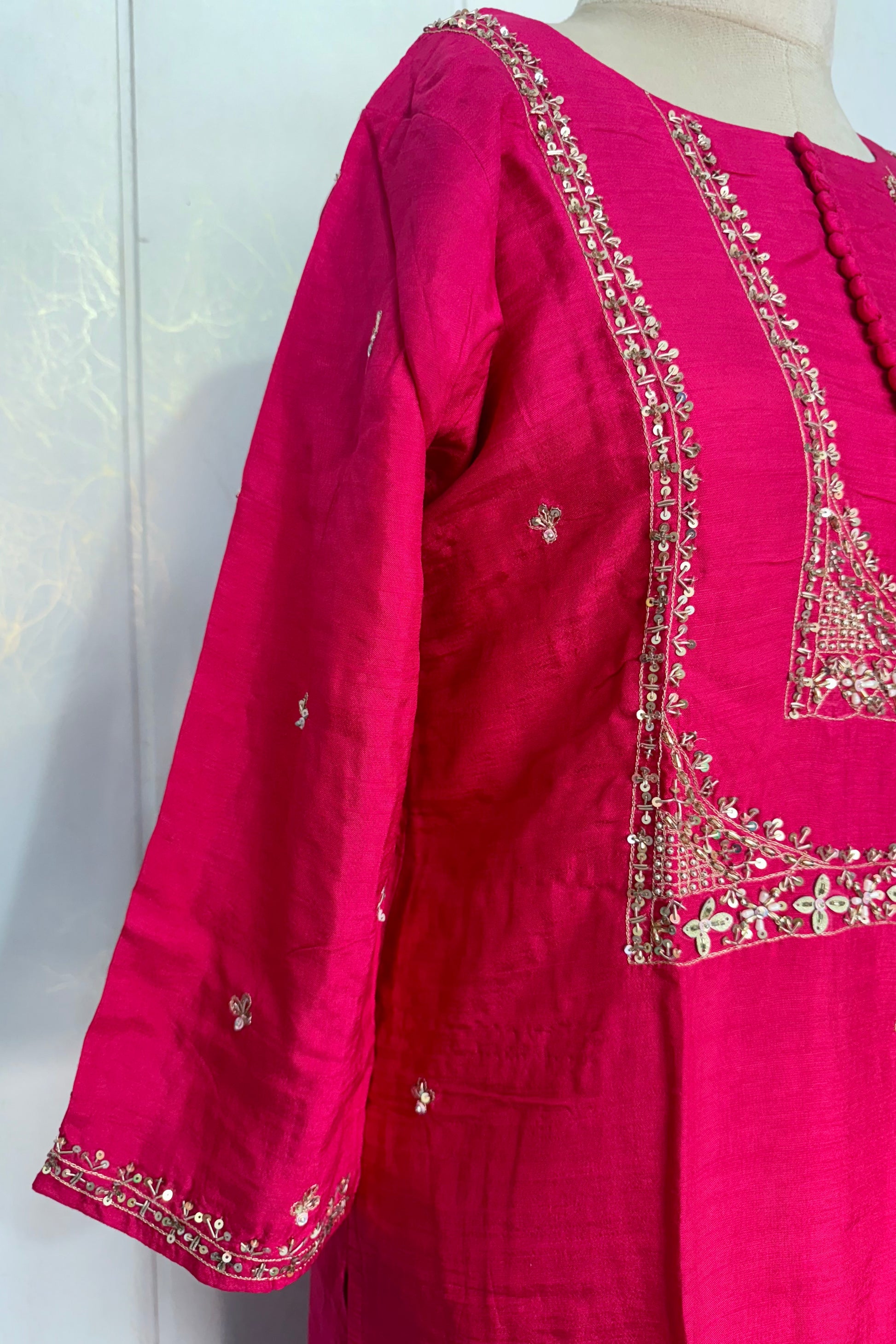 “Hiya” Premium range Dola Silk handwork Kurta Set