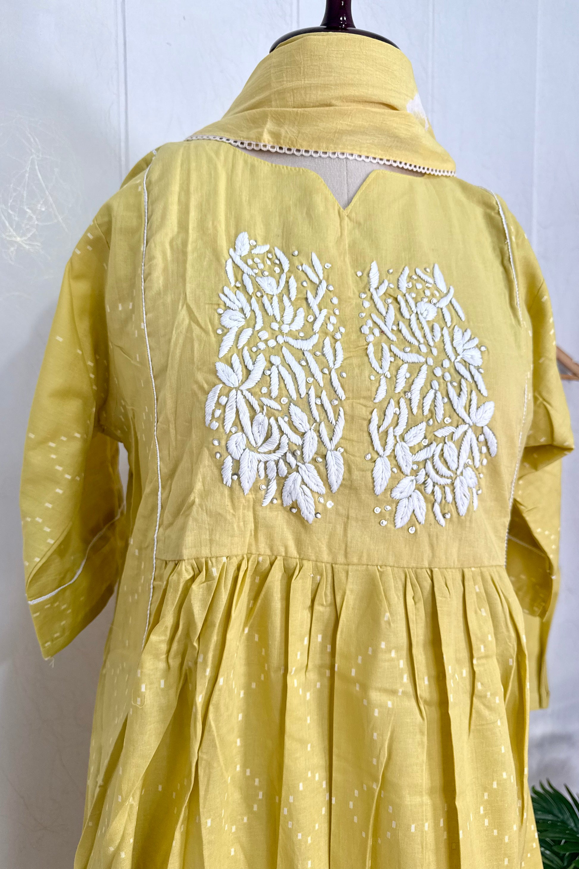 “Vamika” Mul cotton handcrafted Anarkali kurta set ❤️