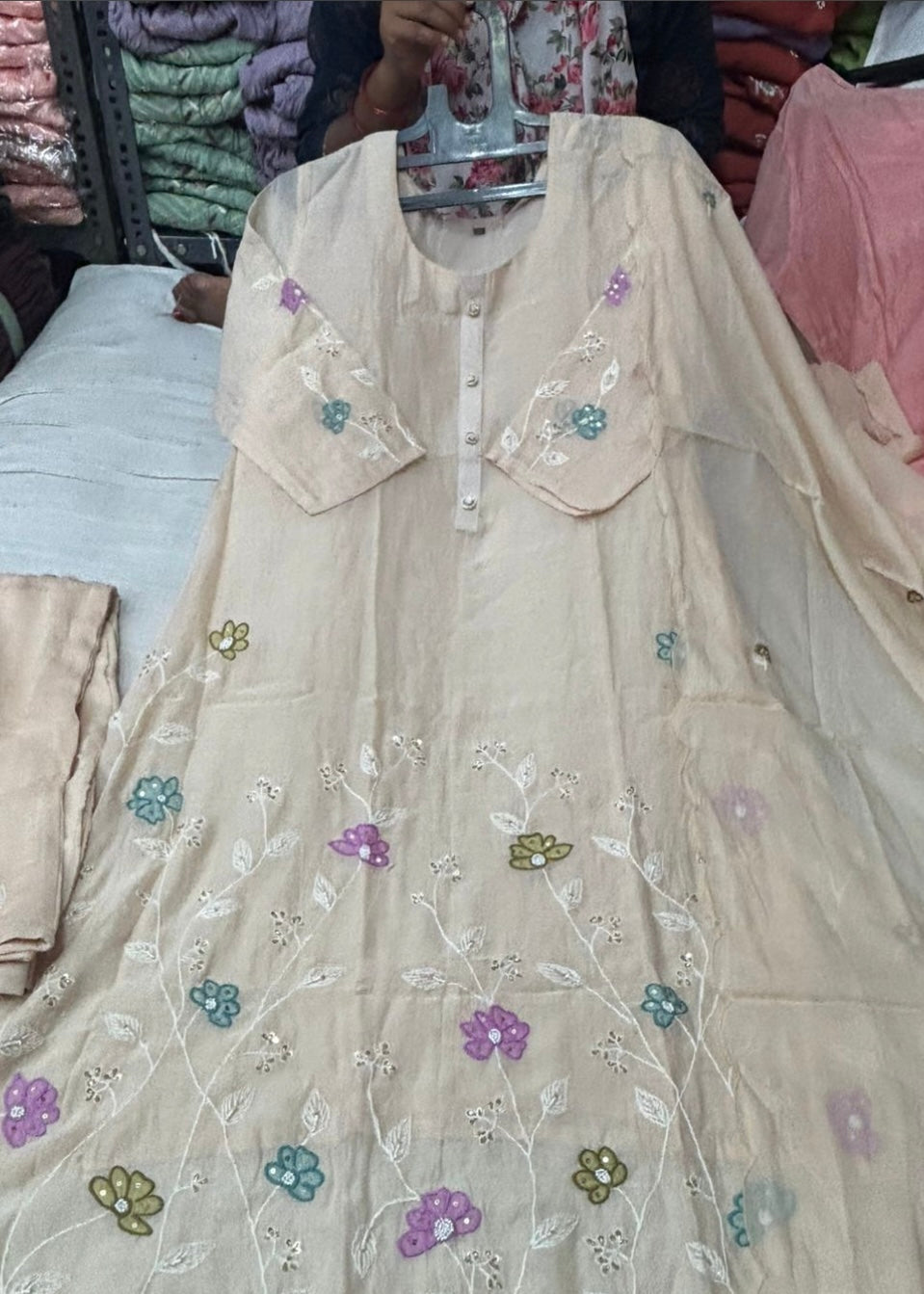 “Wow” Mul Chanderi Applique Embroidered A line Kurta Set