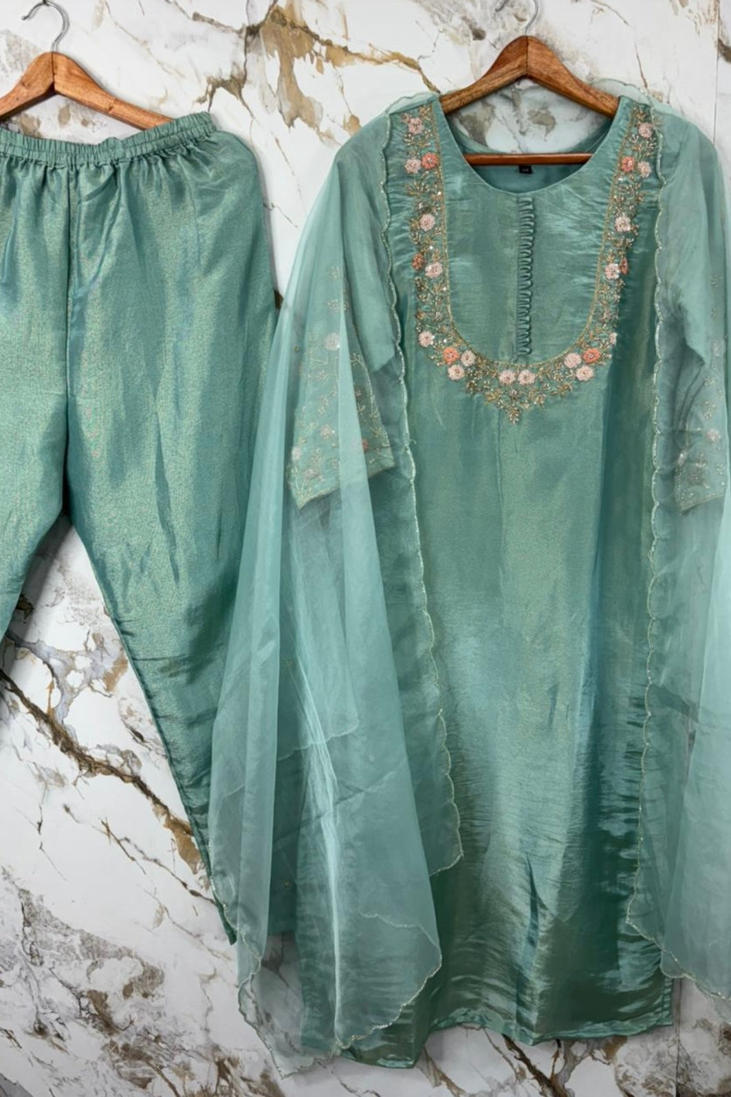 “Naayaab” Premium Tissue silk handcrafted kurta set