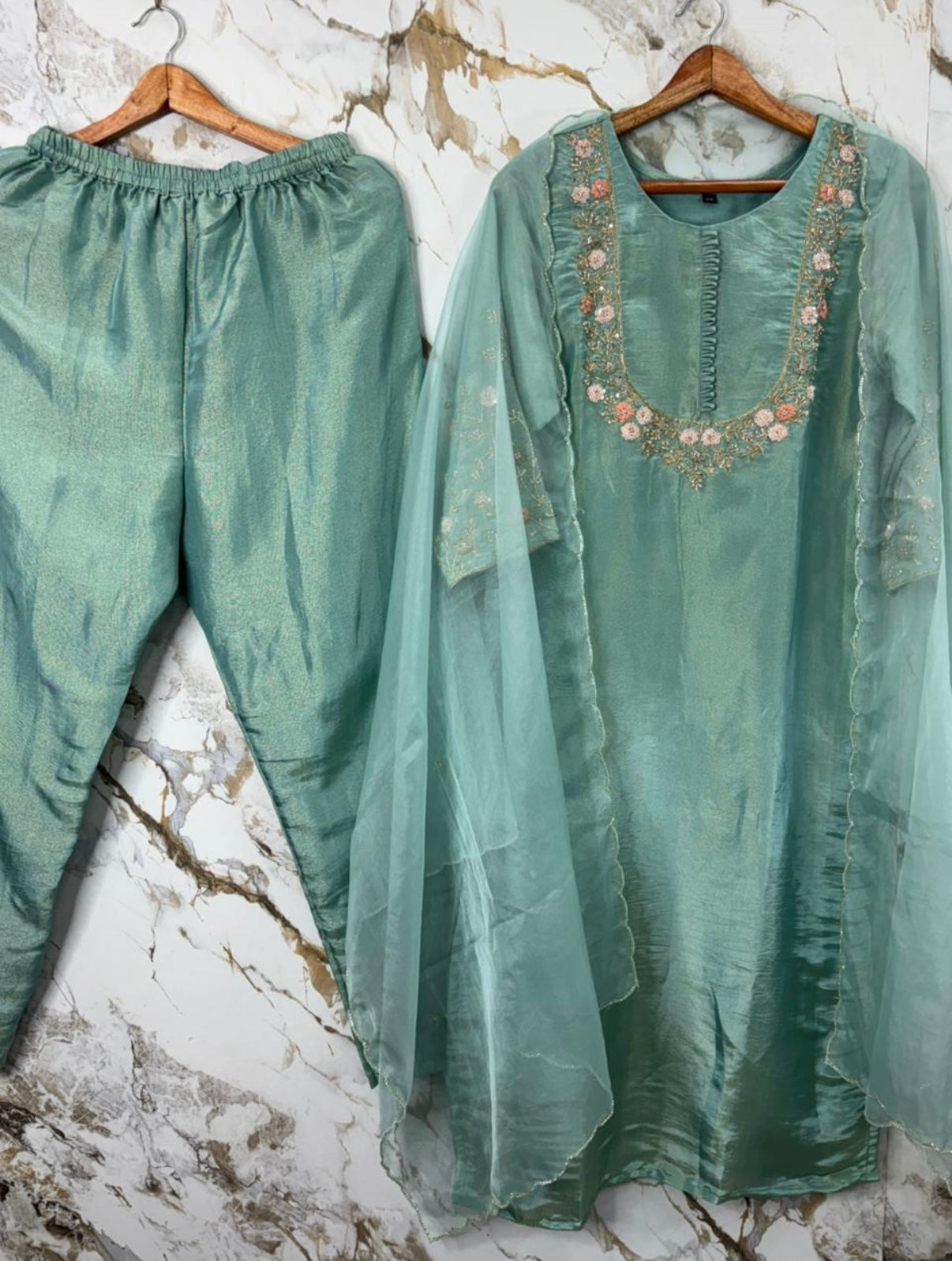 “Naayaab” Premium Tissue silk handcrafted kurta set