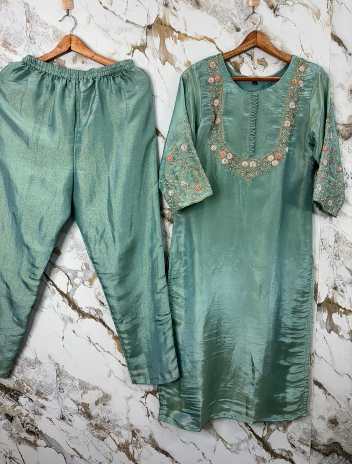 “Naayaab” Premium Tissue silk handcrafted kurta set