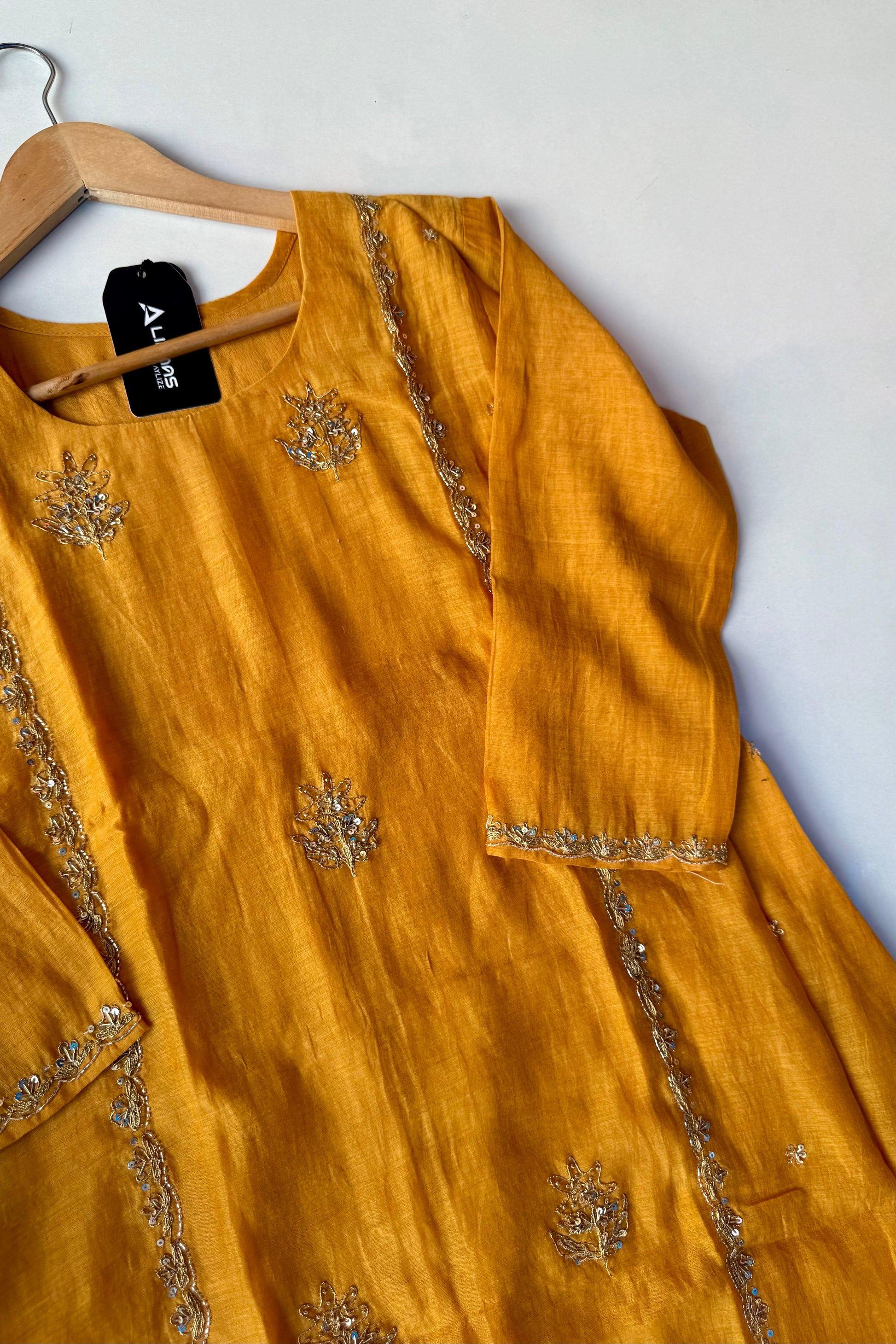 “Ujjwal” Trending Mul Chanderi A Line Suit set 🛍️