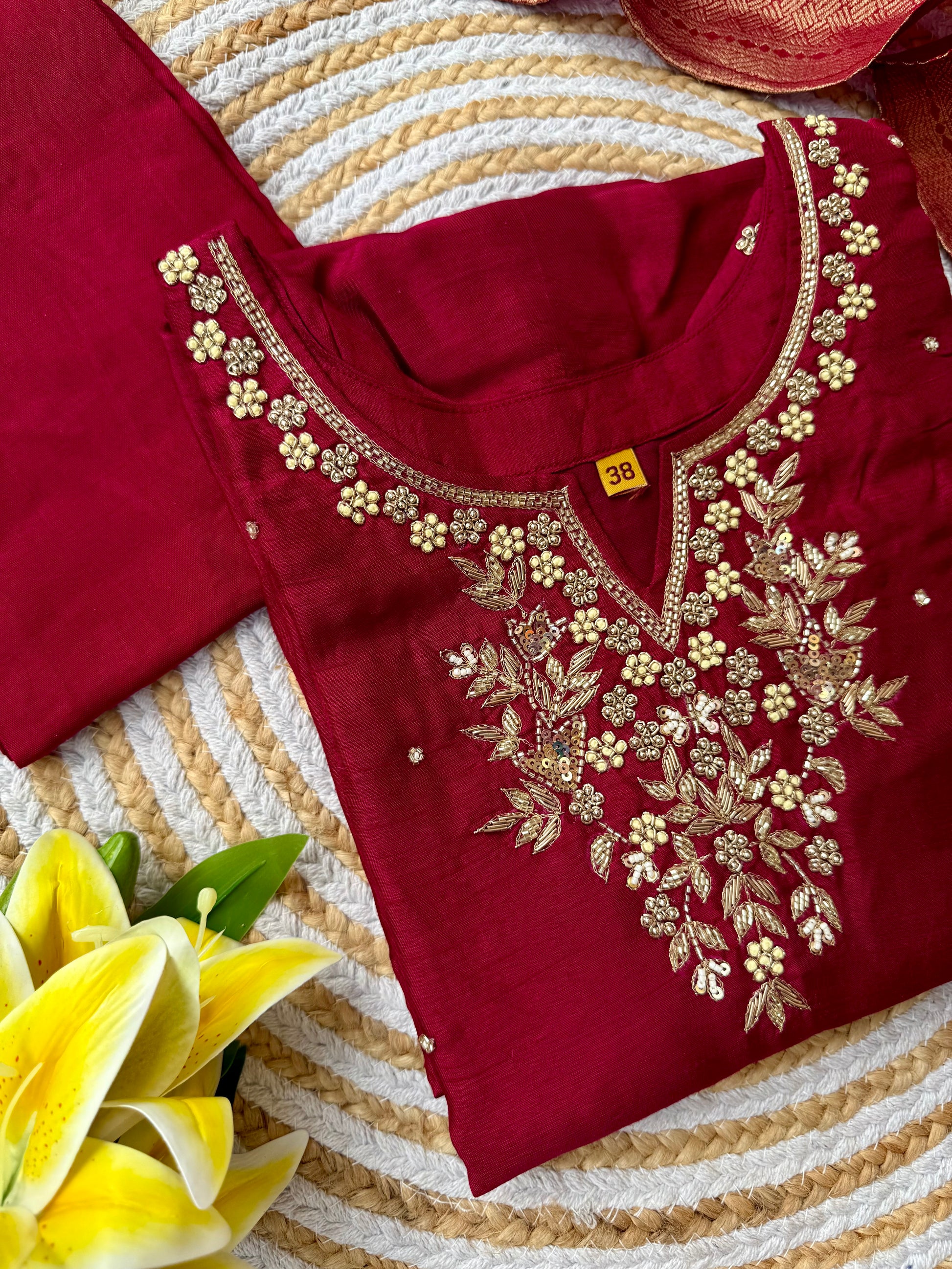 “Eshani” Party wear maroon Dola silk kurti set 🛍️