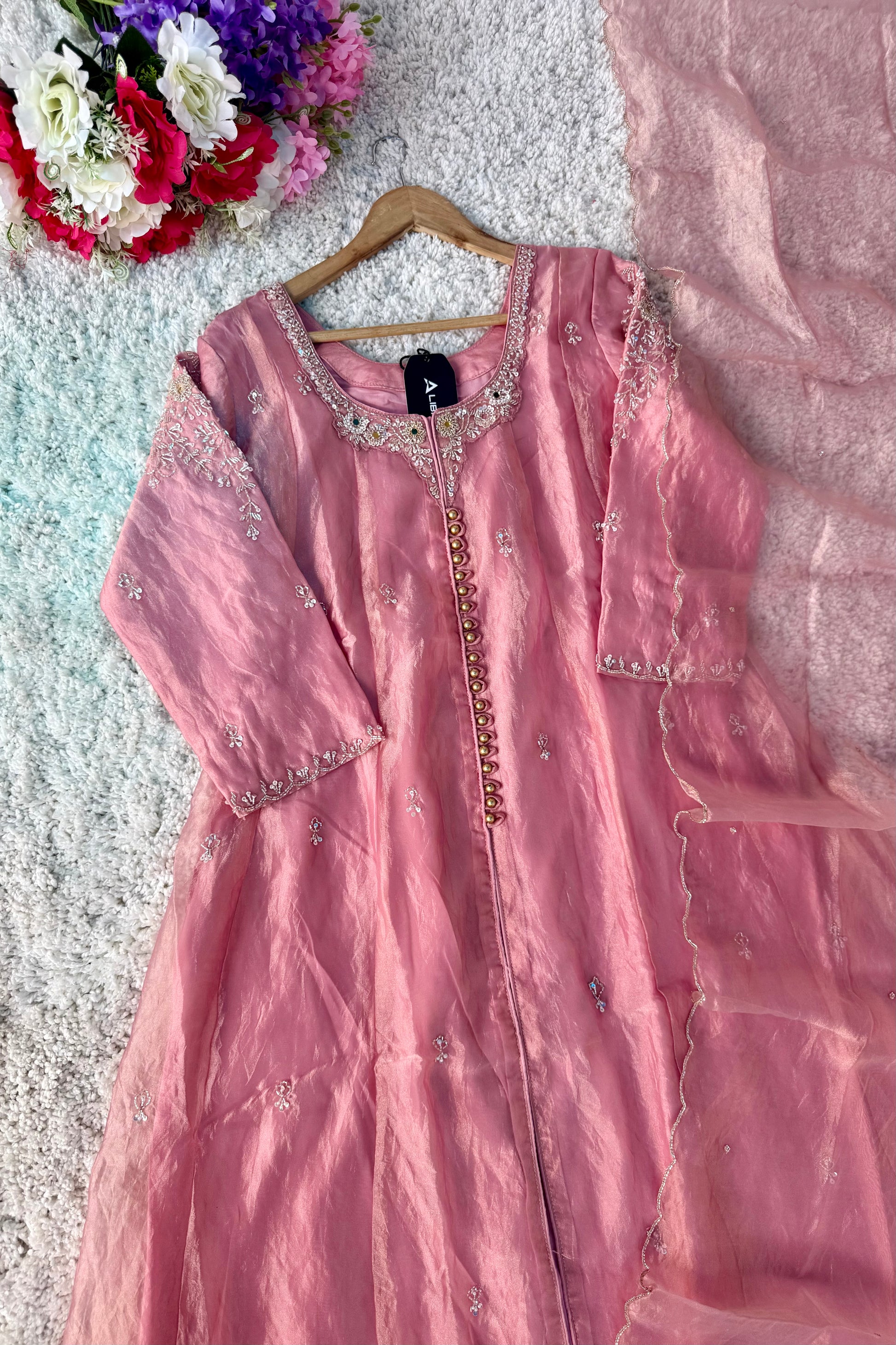 ✨Aiyana- Rose Pink Crushed Tissue Heavy Anarkali Kurta Set
