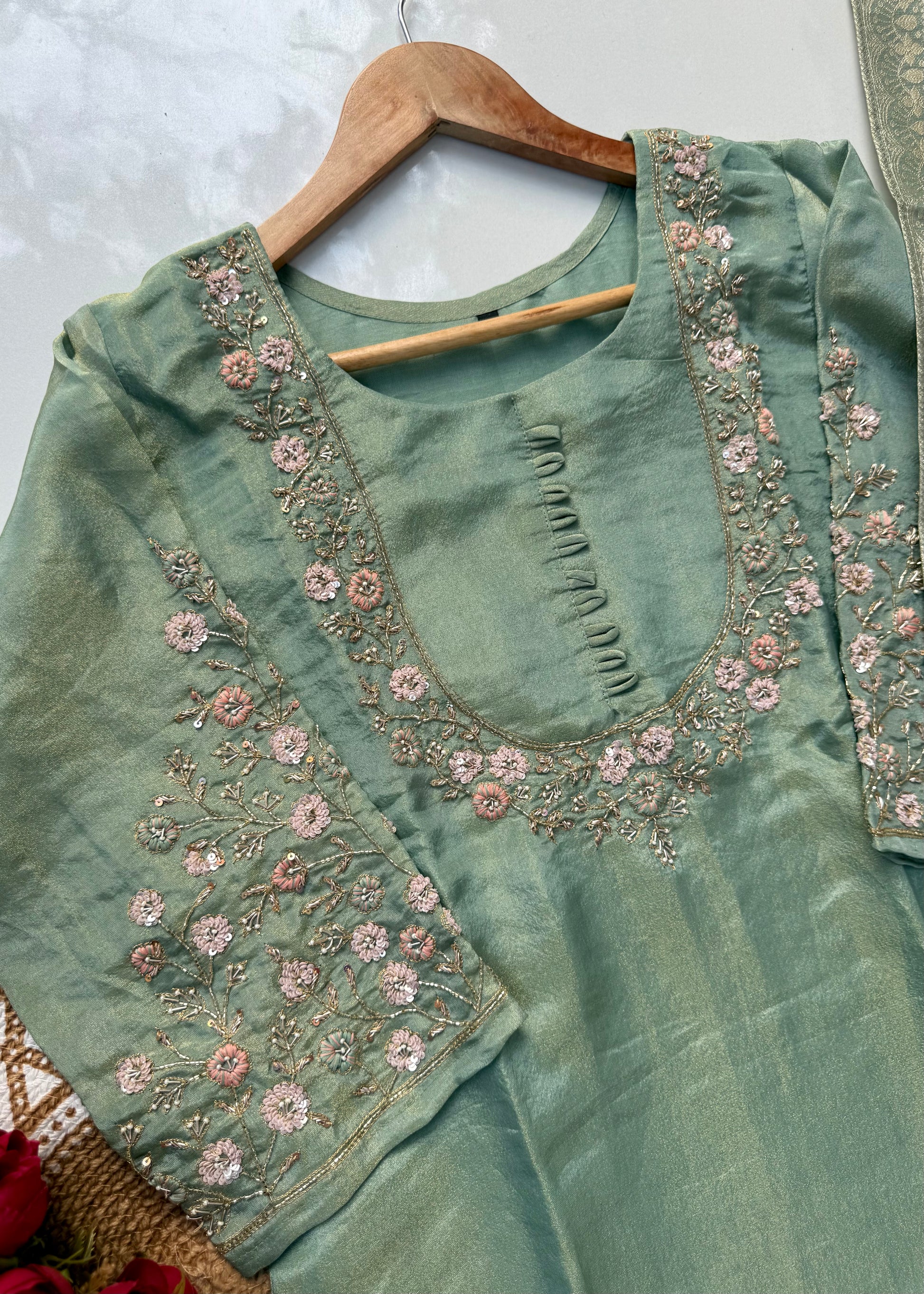 “Naayaab” Premium Tissue silk handcrafted kurta set