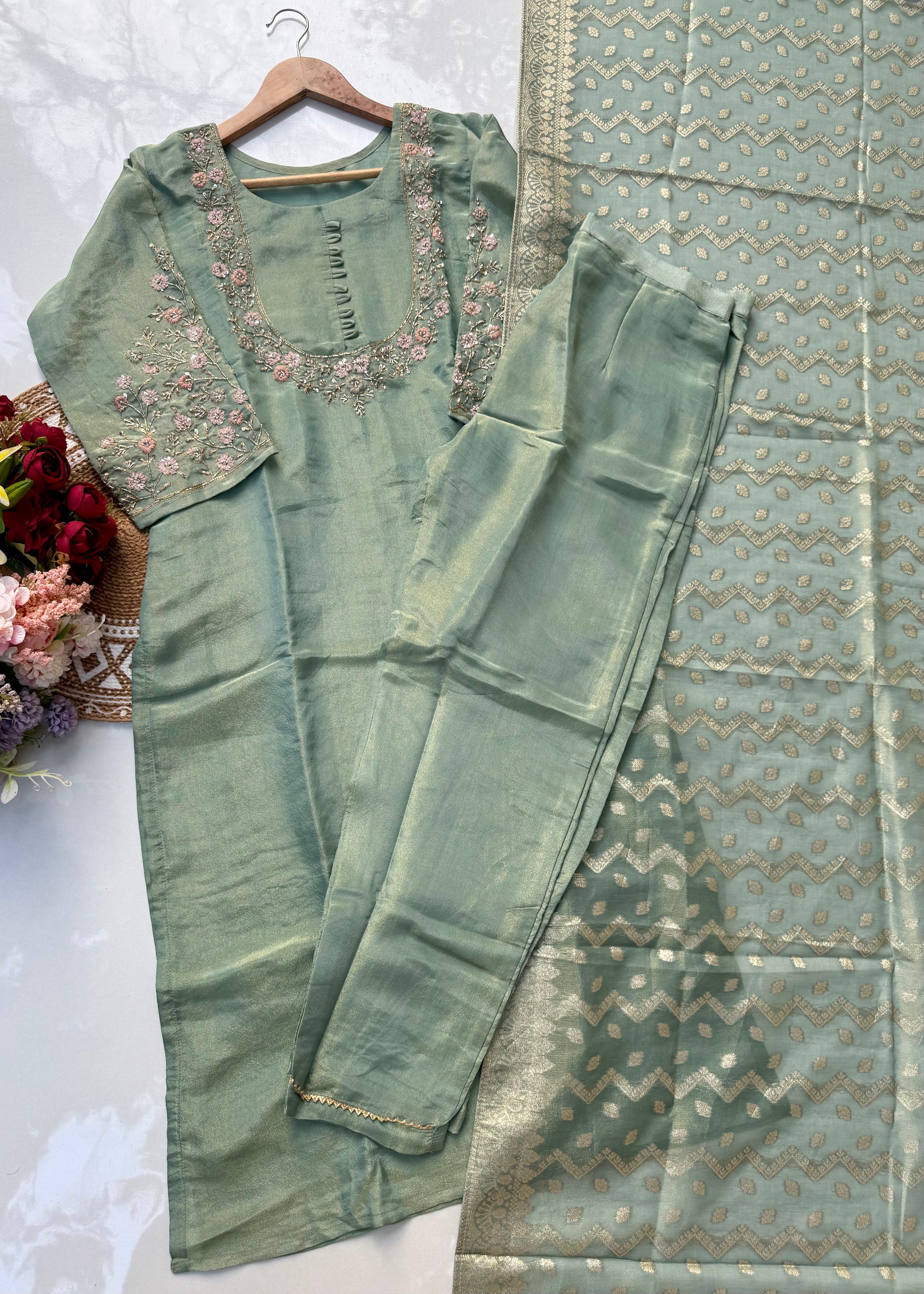 “Naayaab” Premium Tissue silk handcrafted kurta set