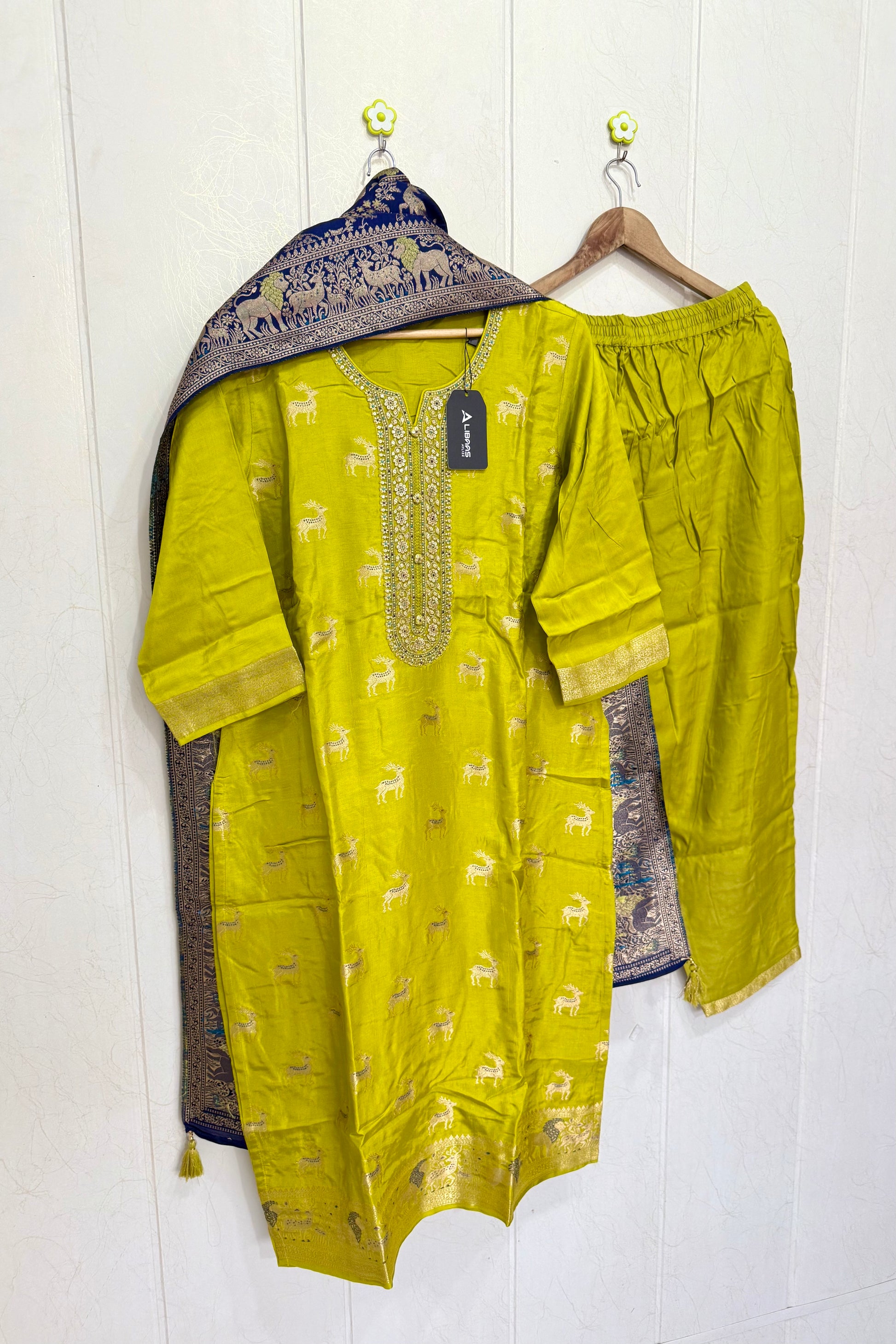 “AMRITA” Festive wear Jacquard silk kurta bottom with dupatta set